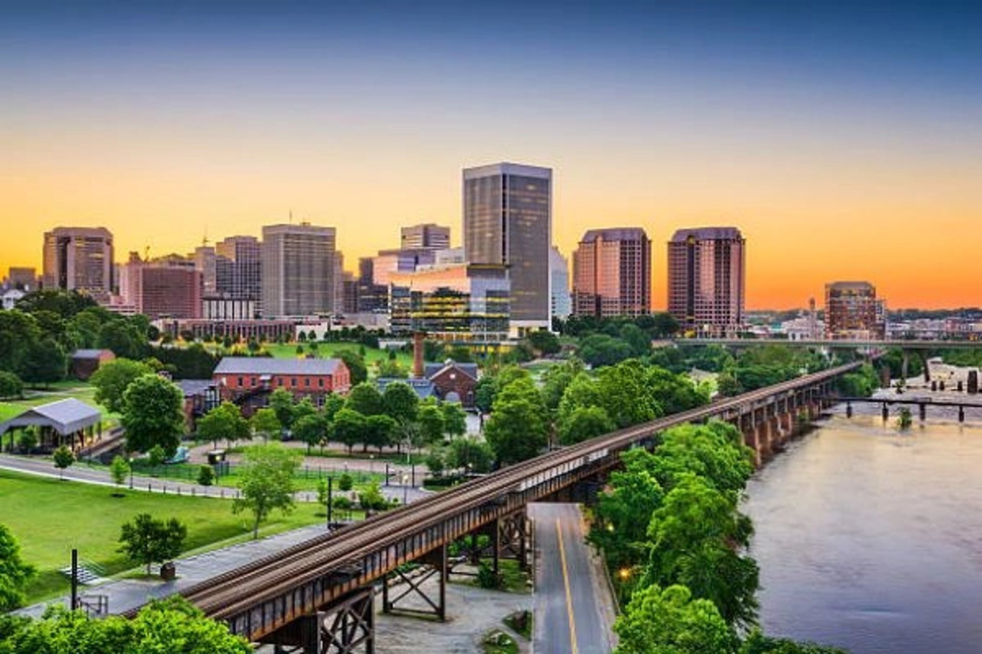 Luxury chauffeur service in Richmond Hill for airport transfers, corporate travel, weddings and private transportation.