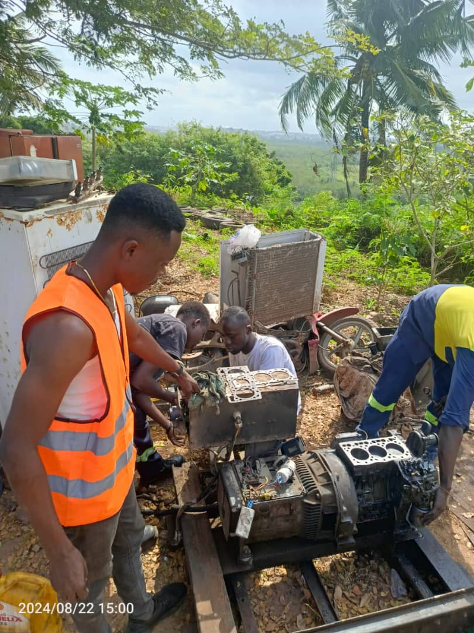 black and brown leather padded tub sofa