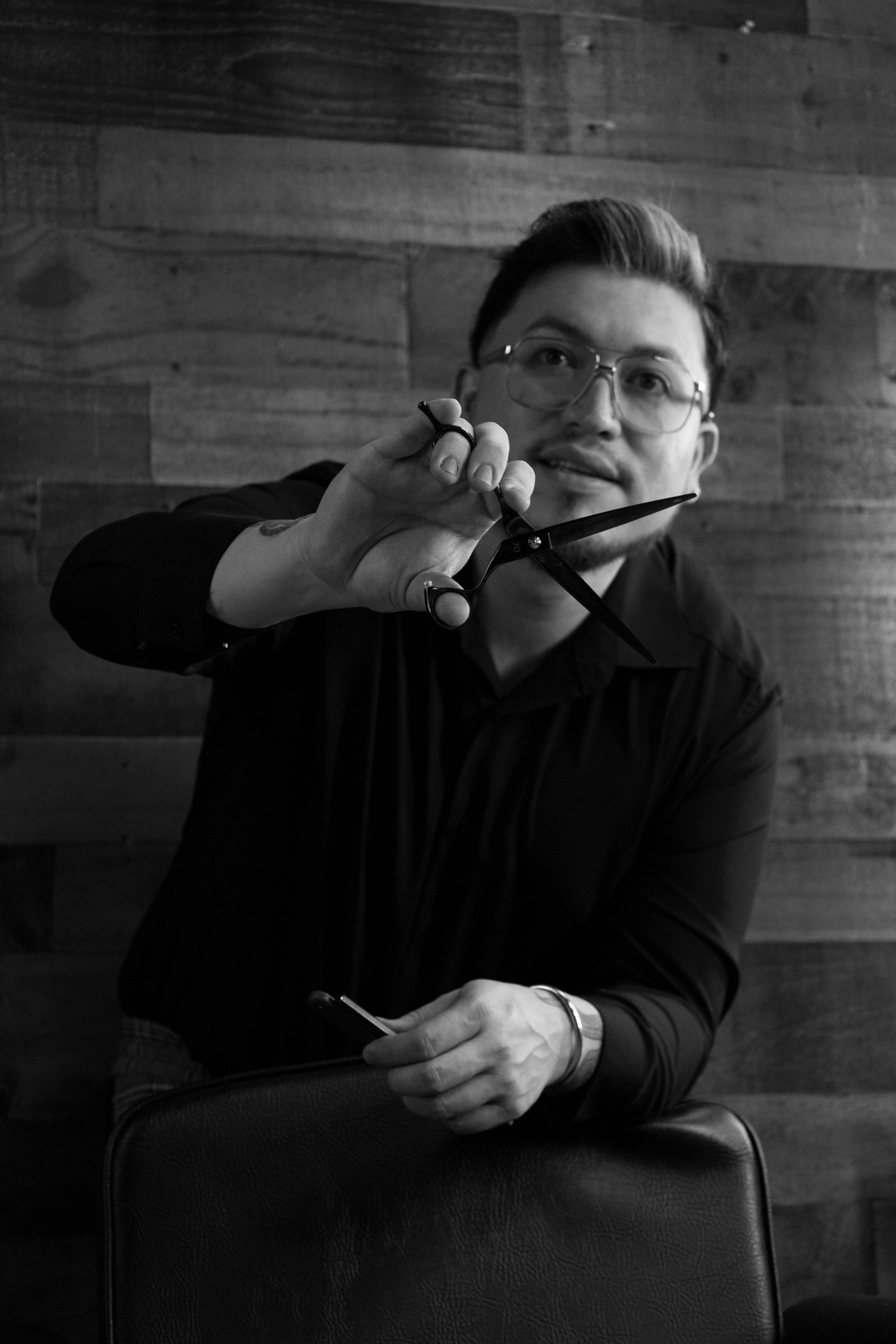 black and white bed linen