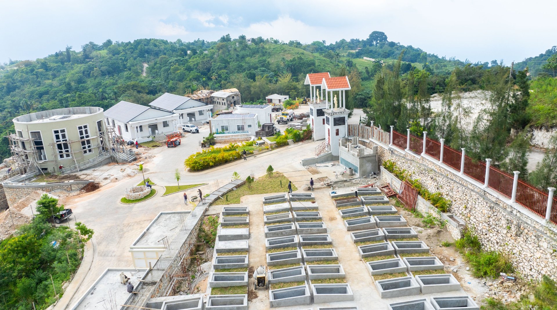 black and white bed linen