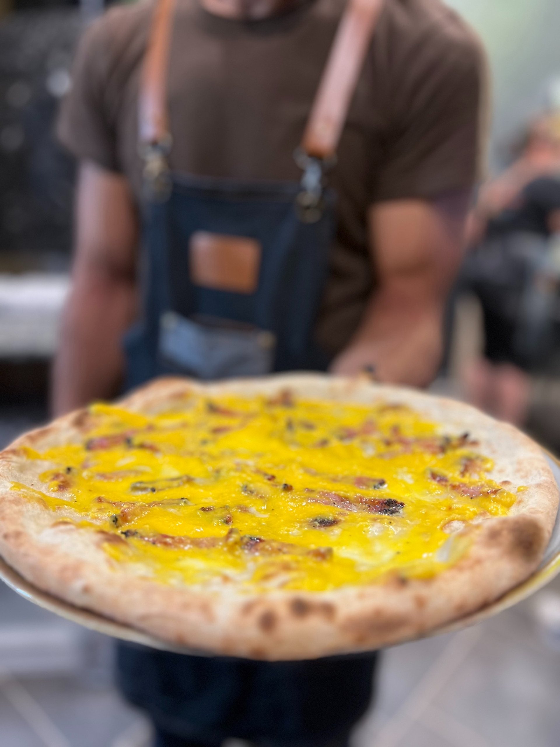 gray computer monitor