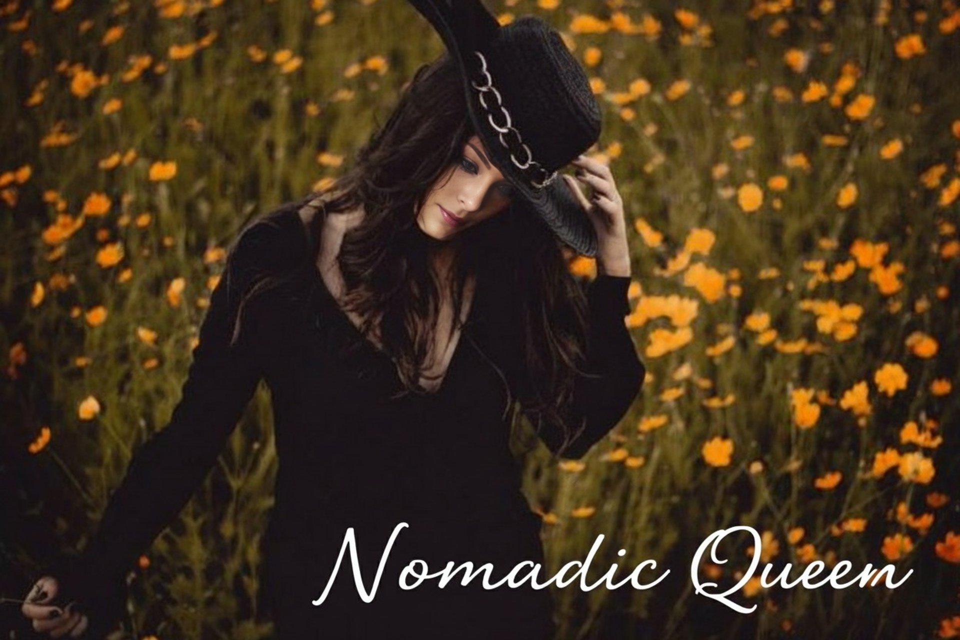 gray computer monitor