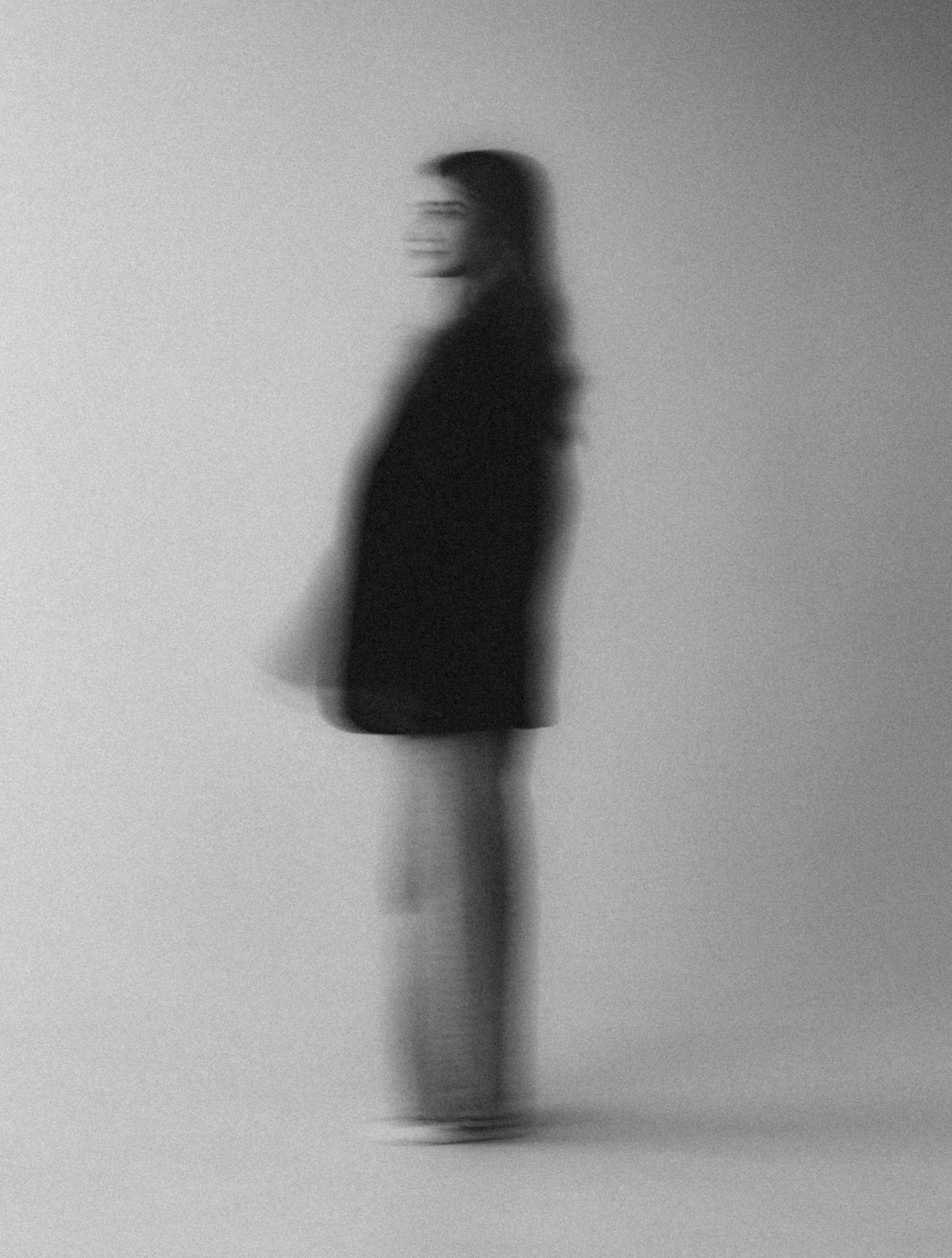 black and white bed linen