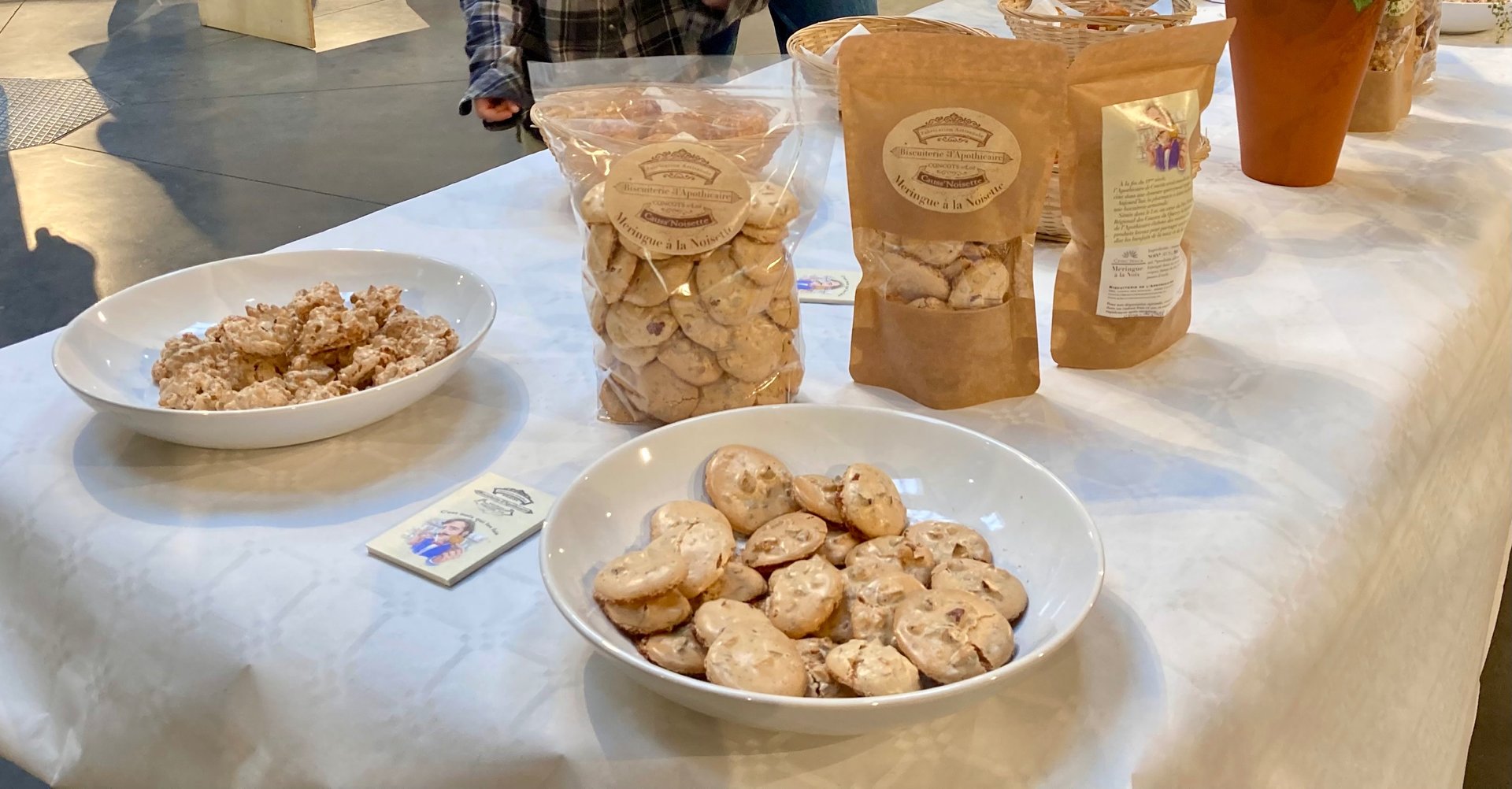 Accueil café avec les biscuits artisanaux de la Biscuiterie de l'Apothicaire