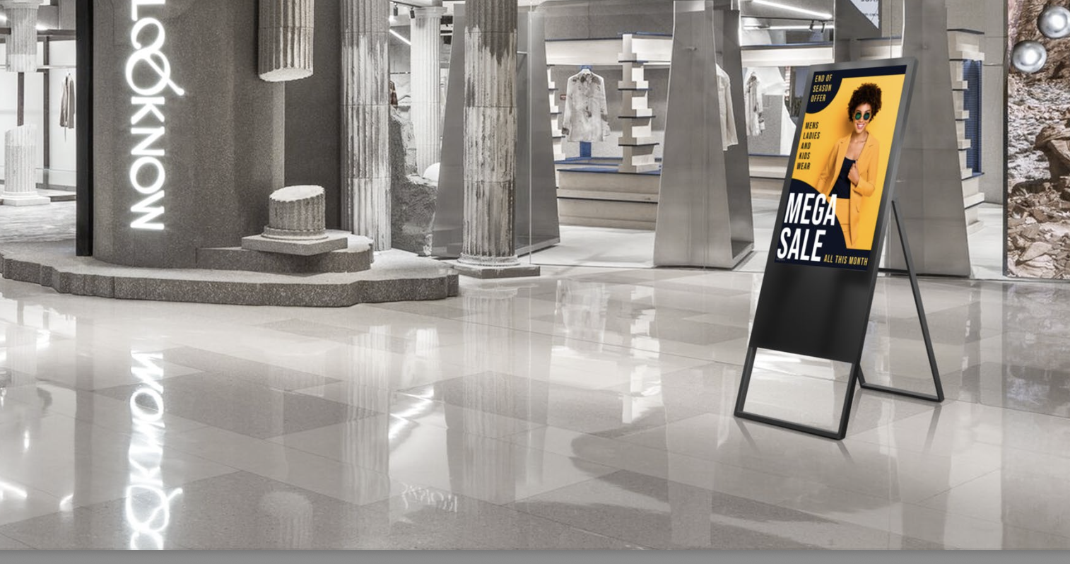 3500 nits high brightness window-facing touch display with anti-blackening technology by ClaraTech.