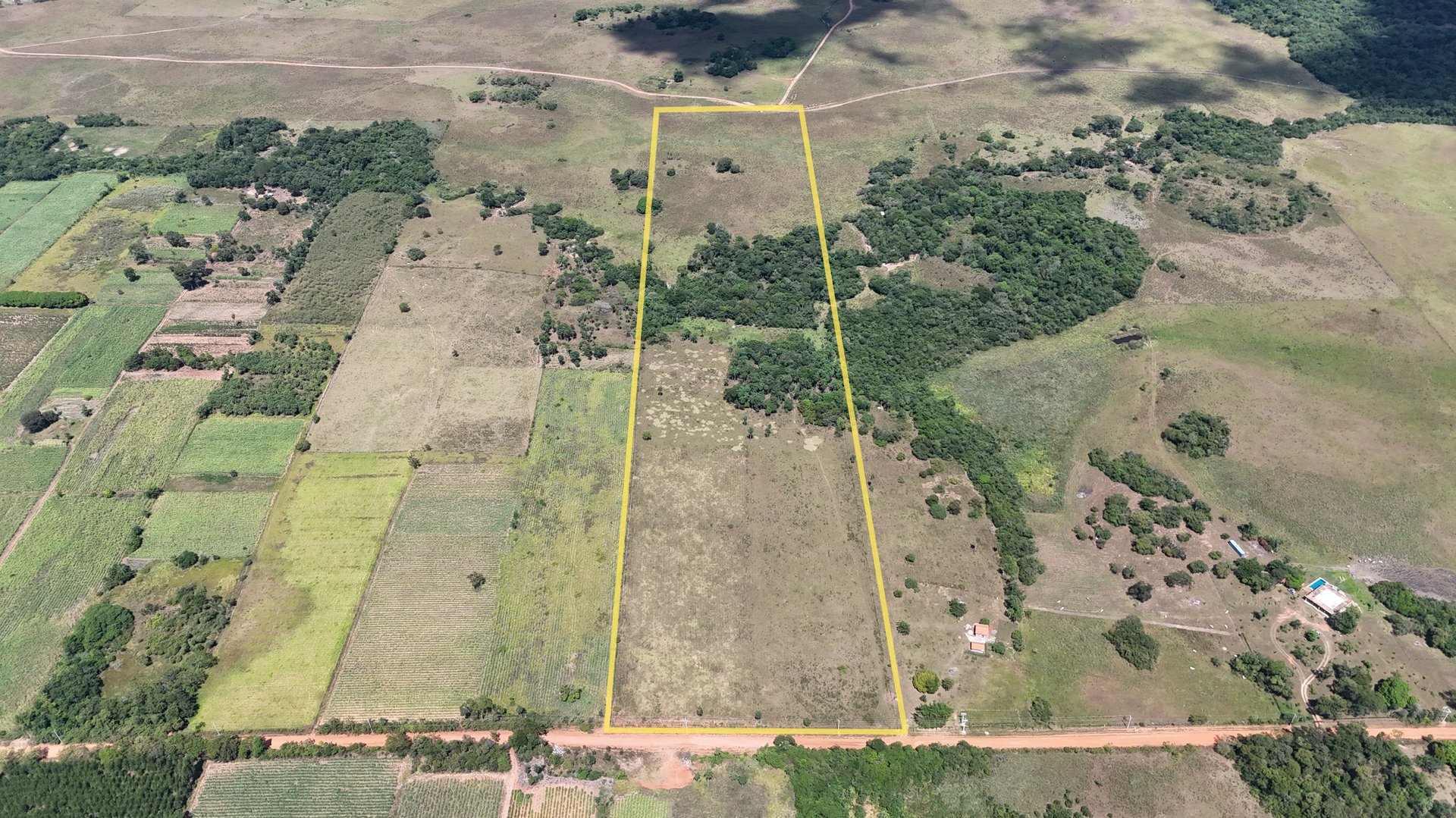 12 Hektar Grundstück bei Natalicio Talavera, nahe Independencia