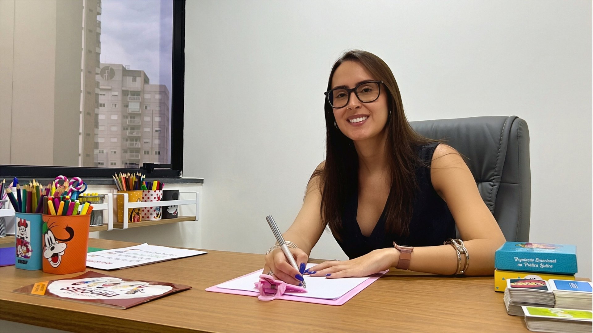 Psicóloga Marcela Marys - Especialista em atendimento de crianças e adolescentes