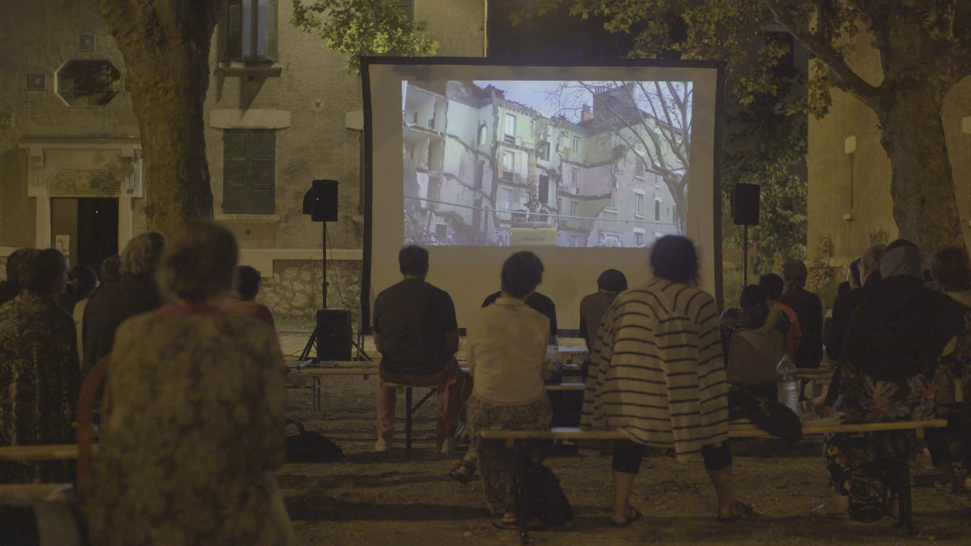Le public du ciné plein air Abbaye Grenoble Chroniques