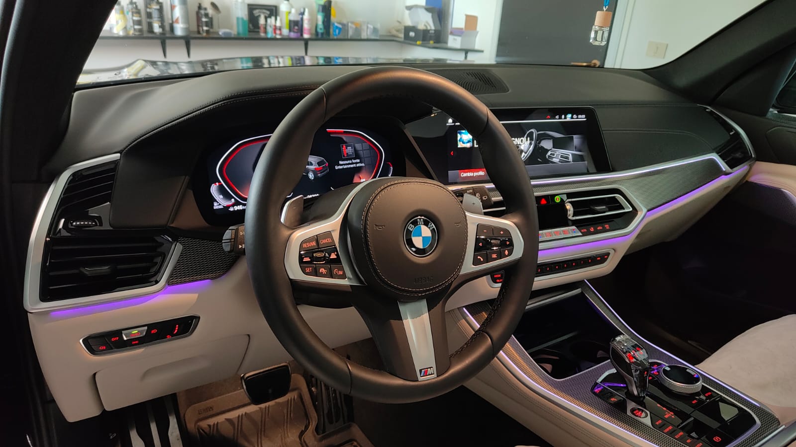 BMW - Pulizia e lavaggio interni