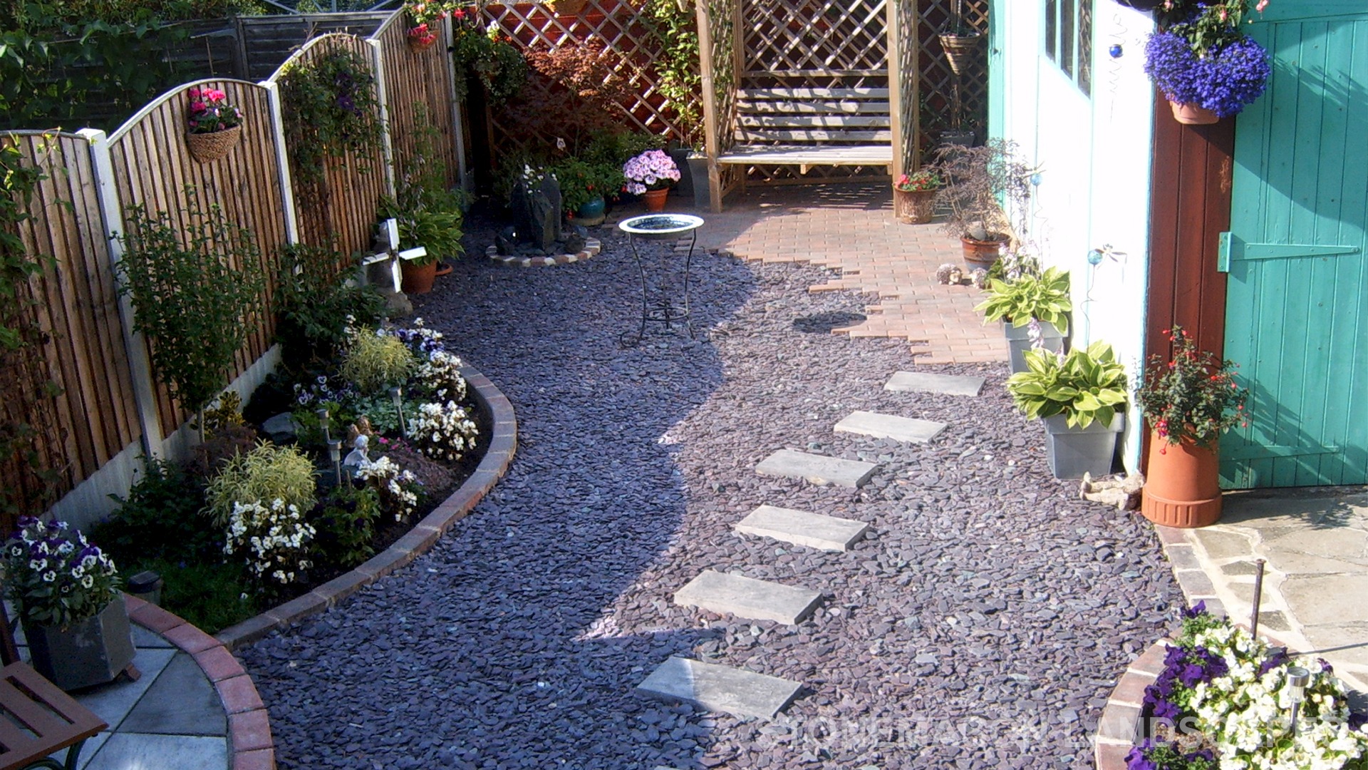 Small Aggregate Garden