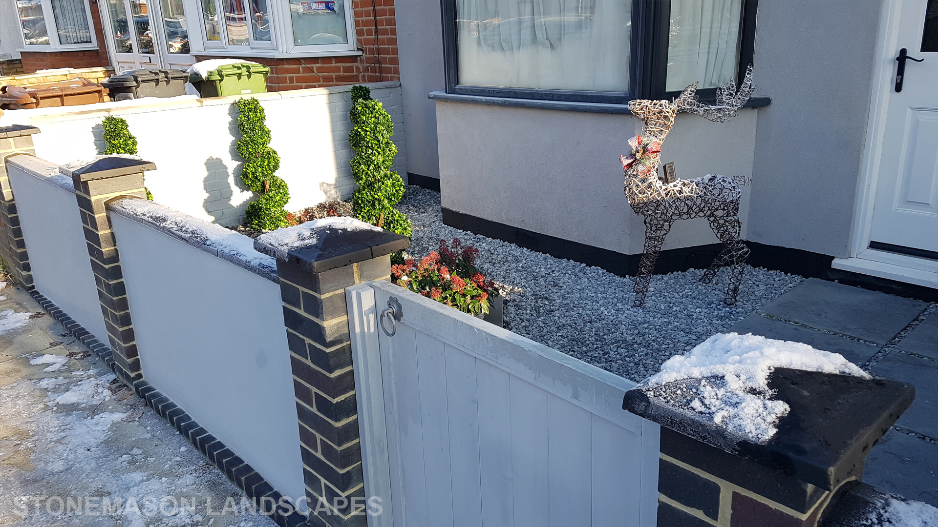 Tripple Diamond Dynamic Raised Modern Planters, Artificial Toparies Small Front Garden