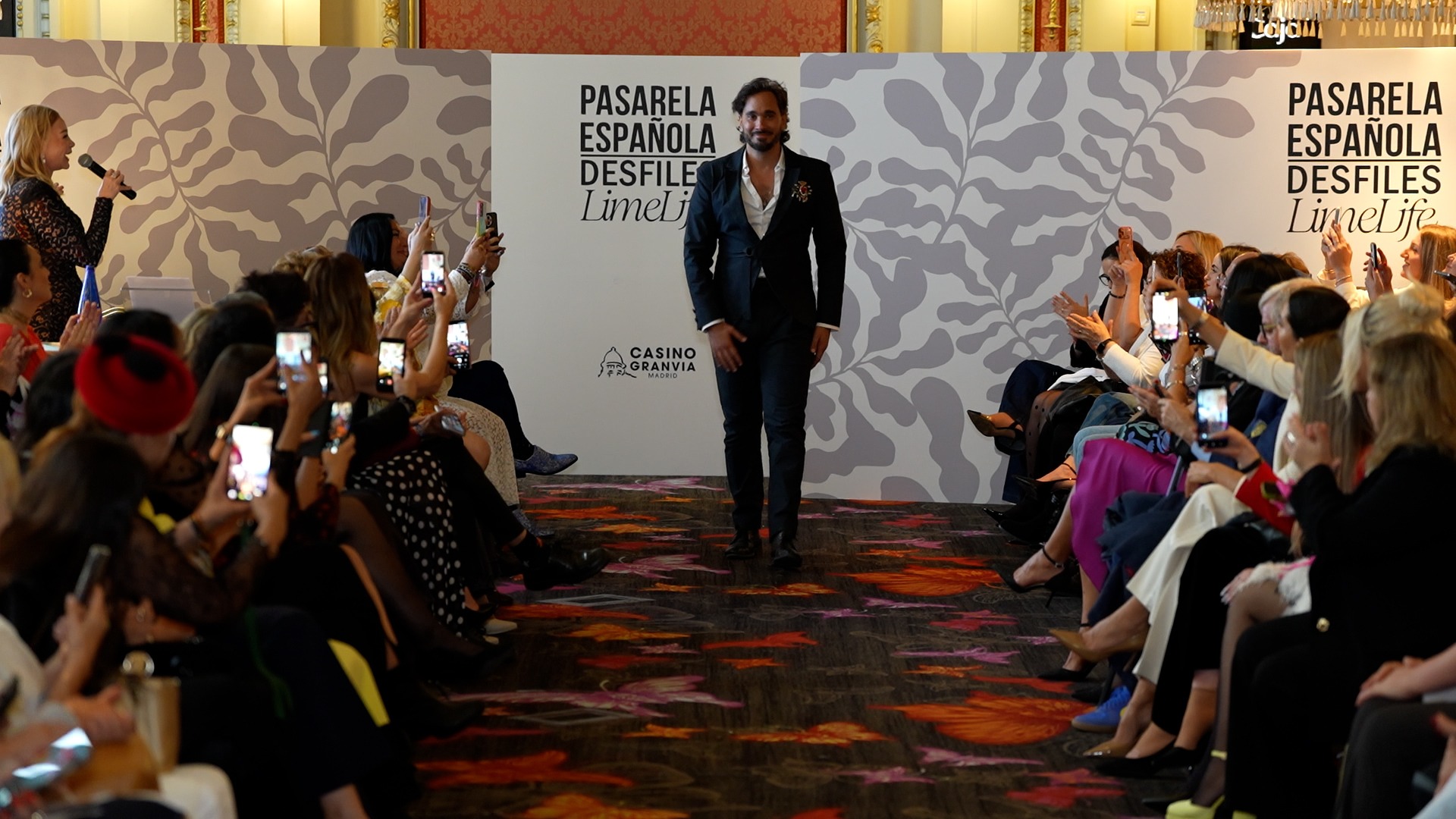 Entre la fragilidad y la fuerza: el latido creativo de Manuel de la Vega en Pasarela Española