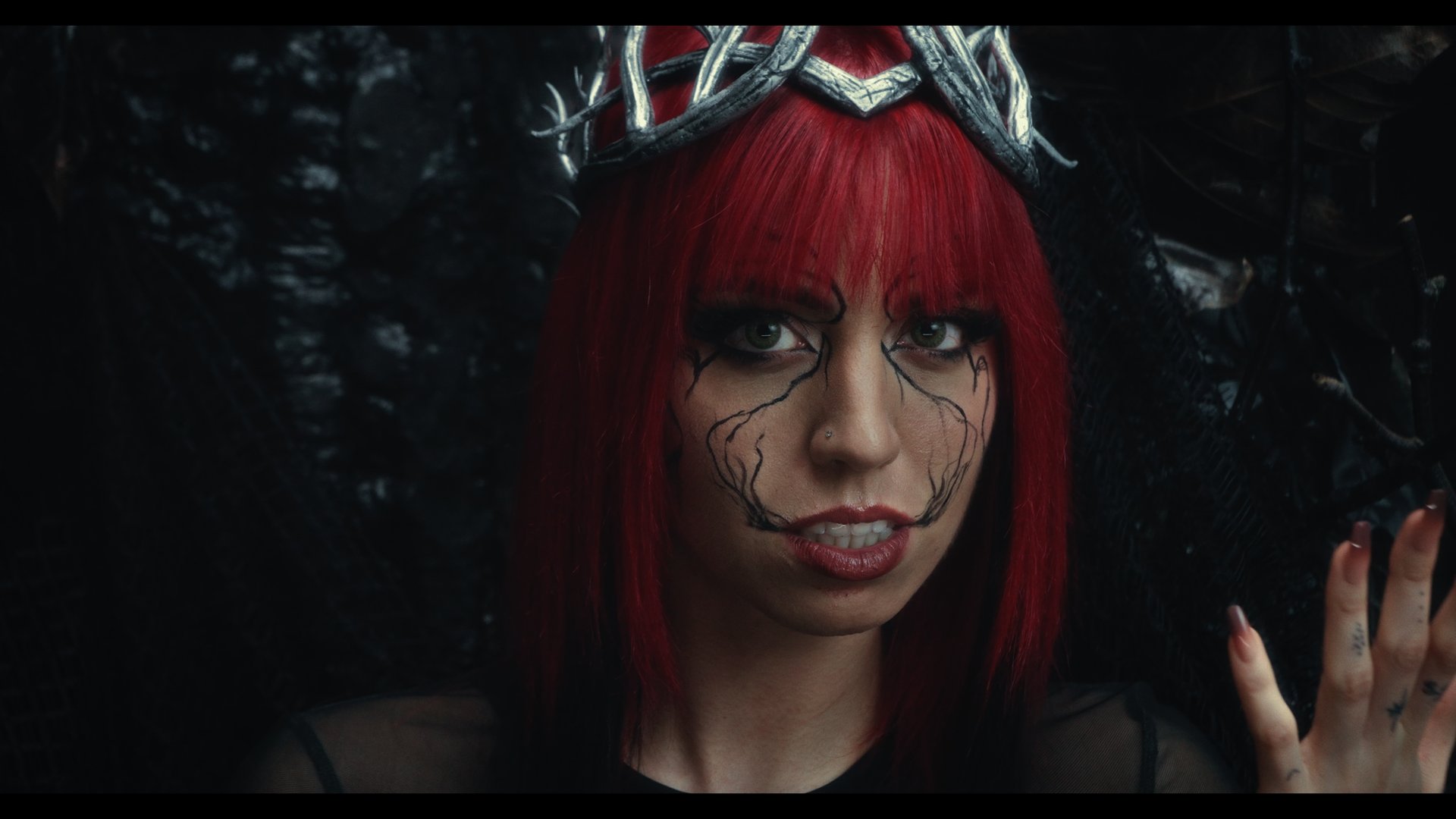 hydn - BaddeR, wicKed [Official Video]