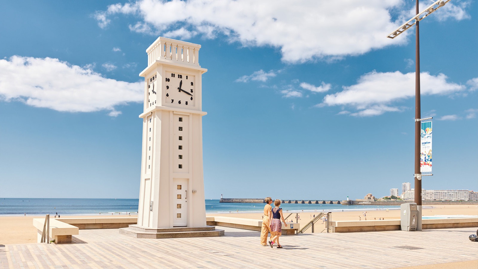 tatouage-inkorporee-les-sables-d-olonne-fineline-tatoueuse-vendee