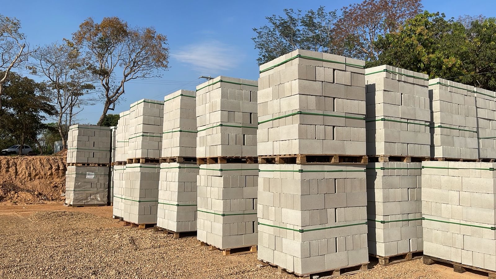Blocos de concreto em Cuiaba