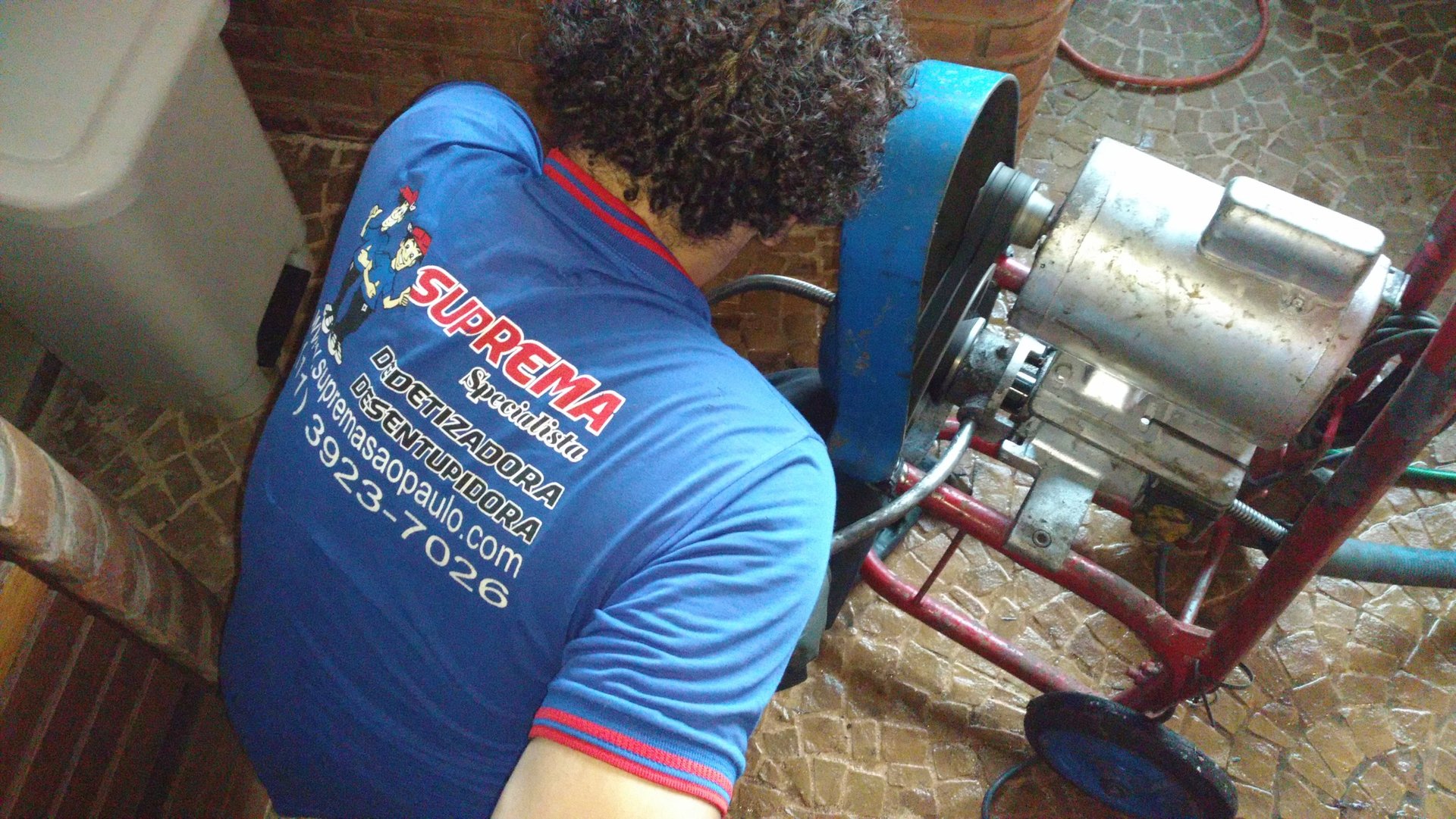 desentupimento com maquinário