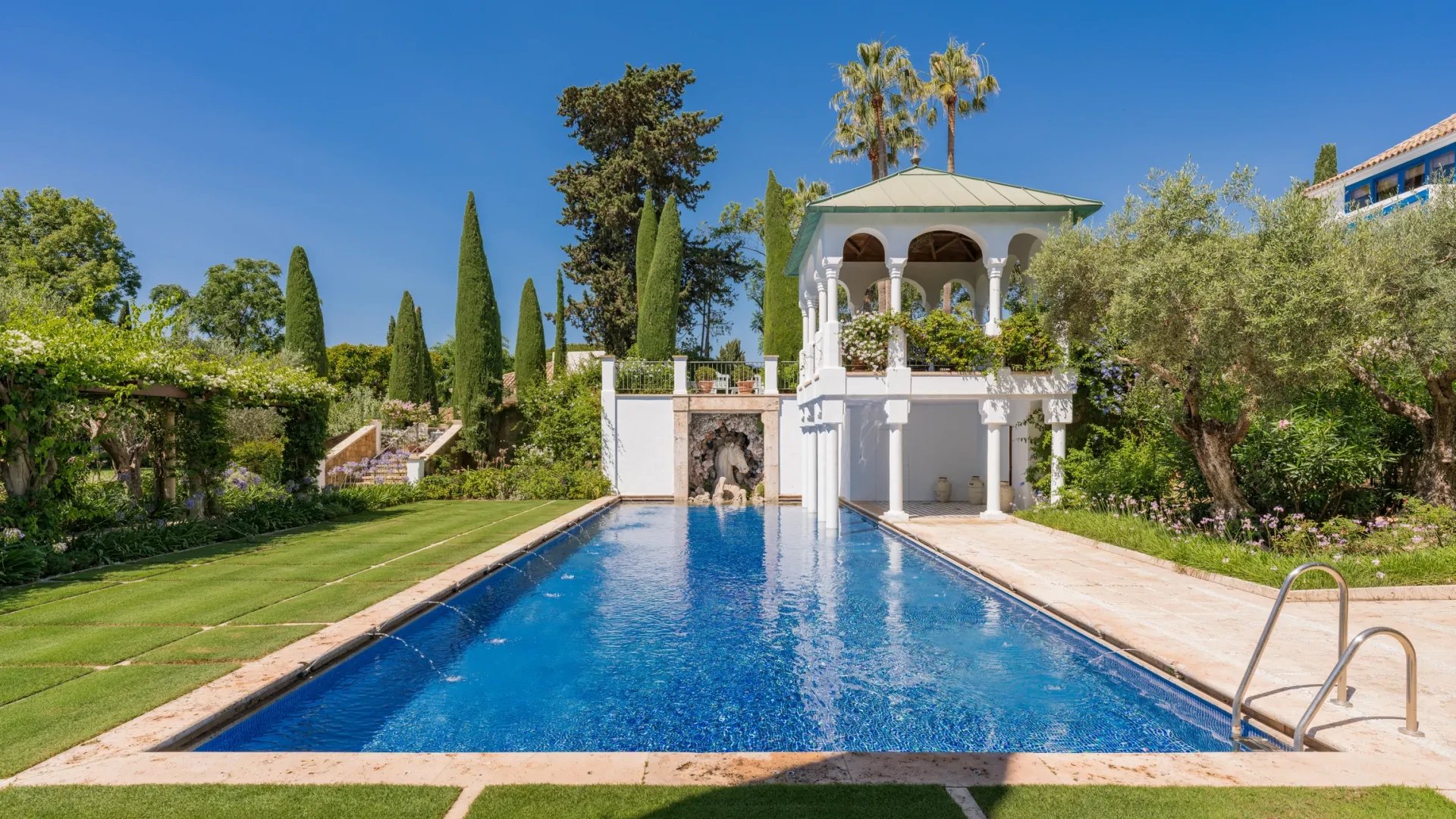 Pool and garden pavilion in Golden Mile Marbella villa