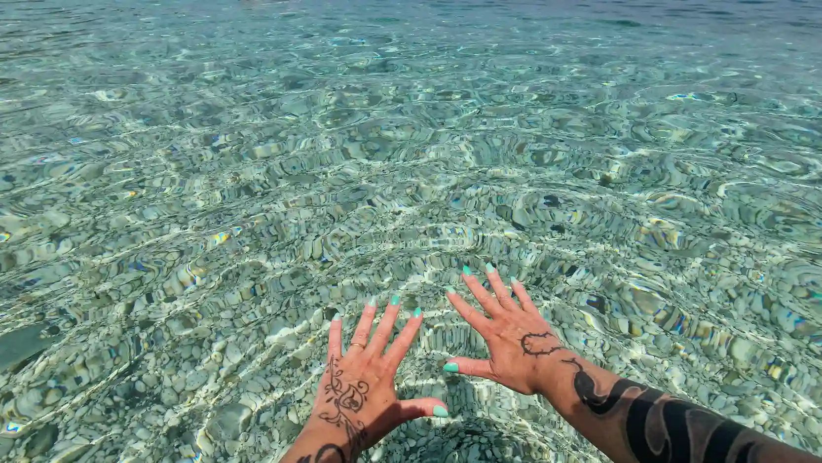Acqua della spiaggia de Le Ghiaie - Isola d'Elba