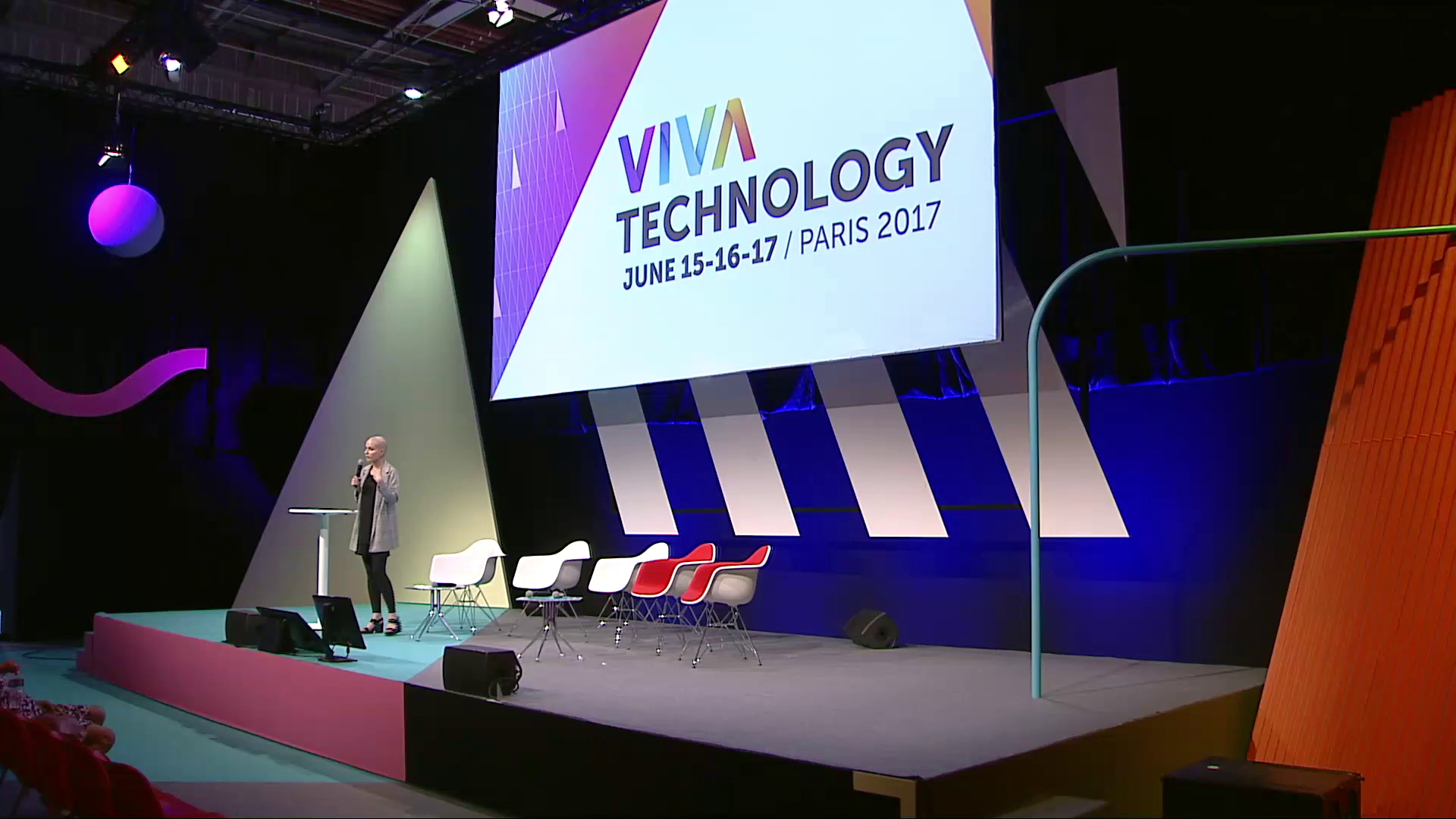viva technology intelligence artificielle naomi roth paris festival conférencière speaker femme