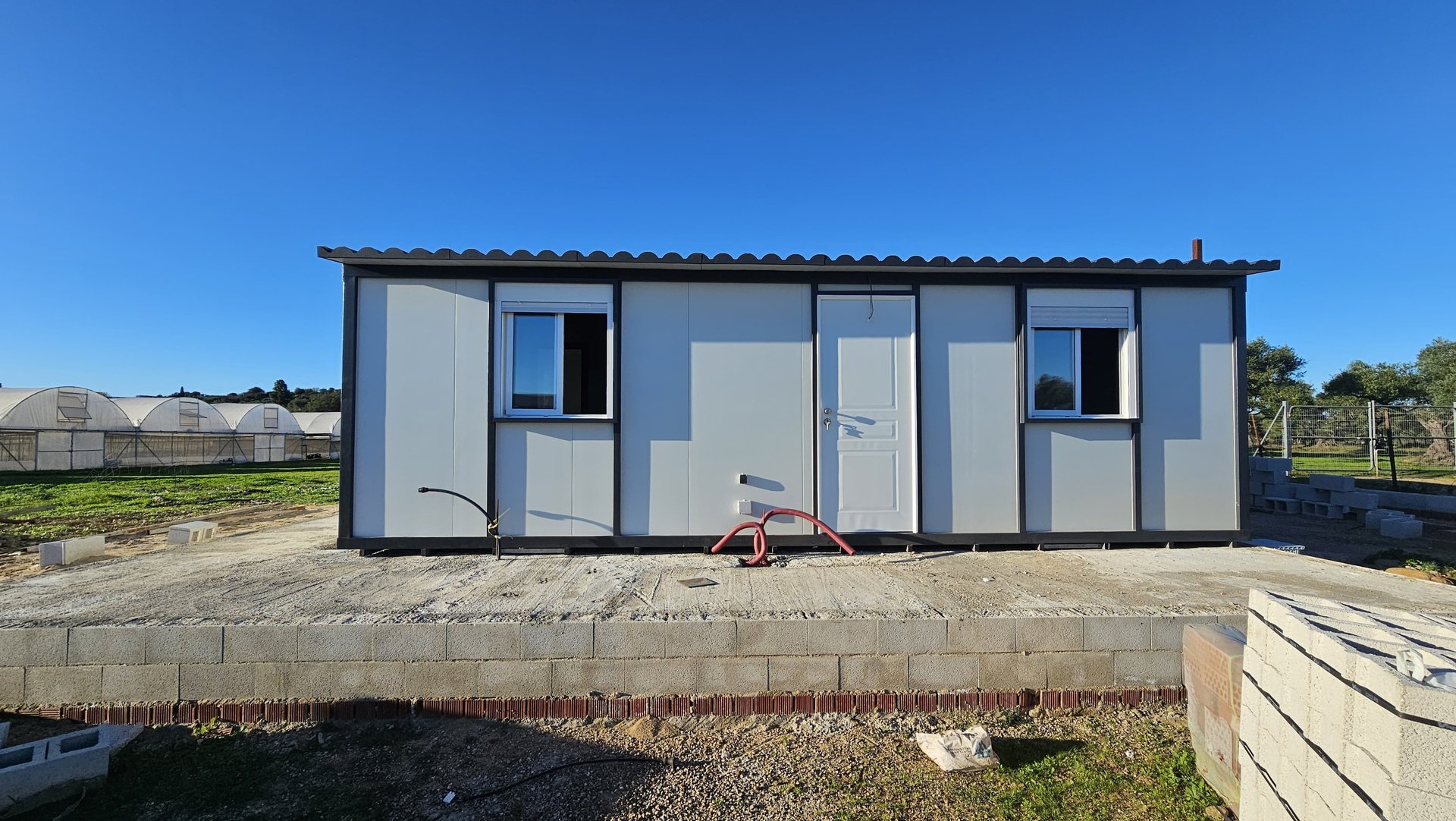 casa prefabricada con pannel Sándwich