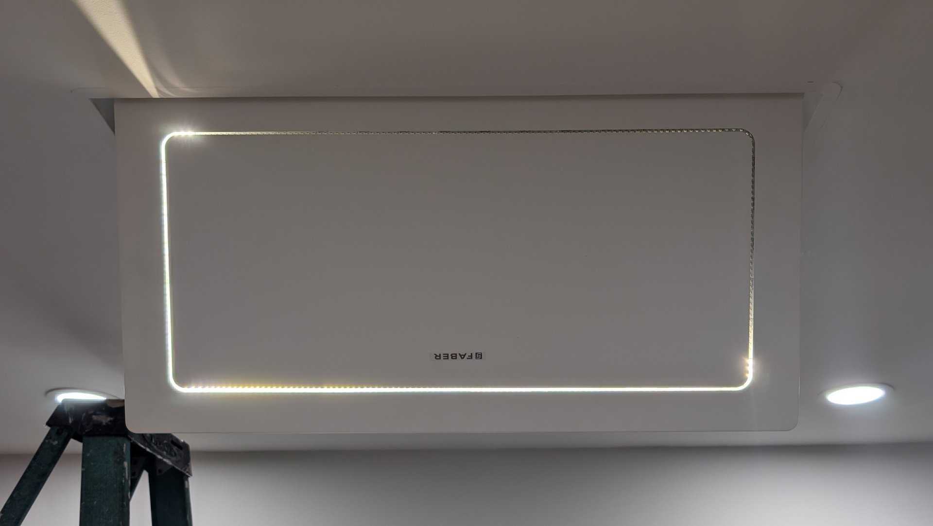 faber ceiling hood half led lights are not working