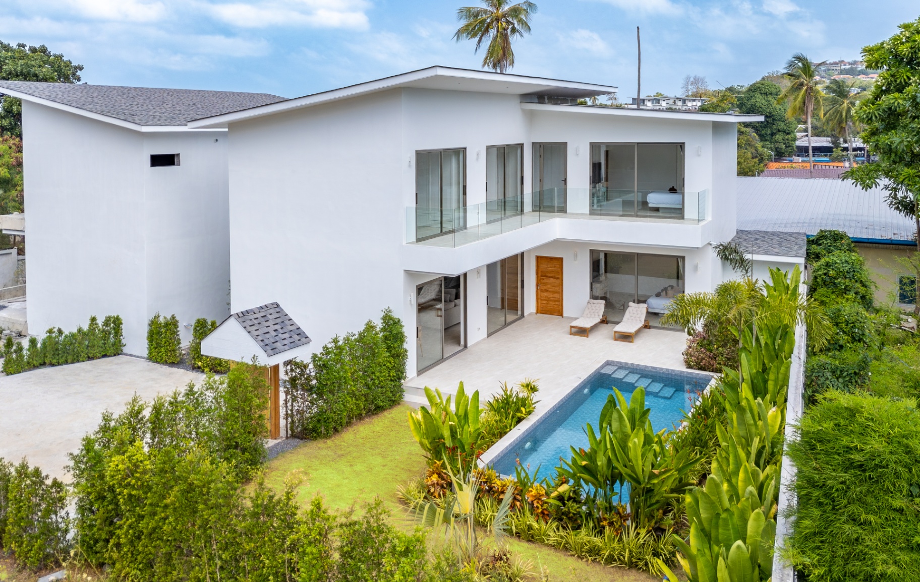 villa lagoon- koh samui management
