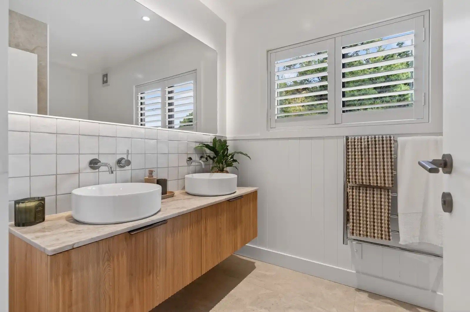 Kaiwaka Mangawhai Road home renovation - family bathroom - CHR Builders