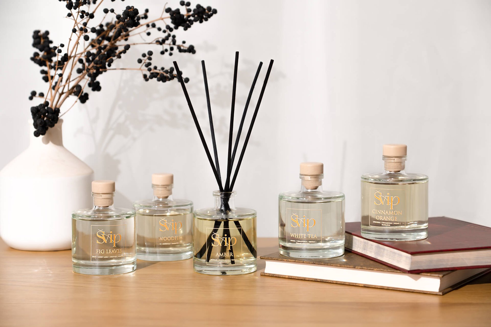 Prabangūs namų kvapai su lazdelėmis