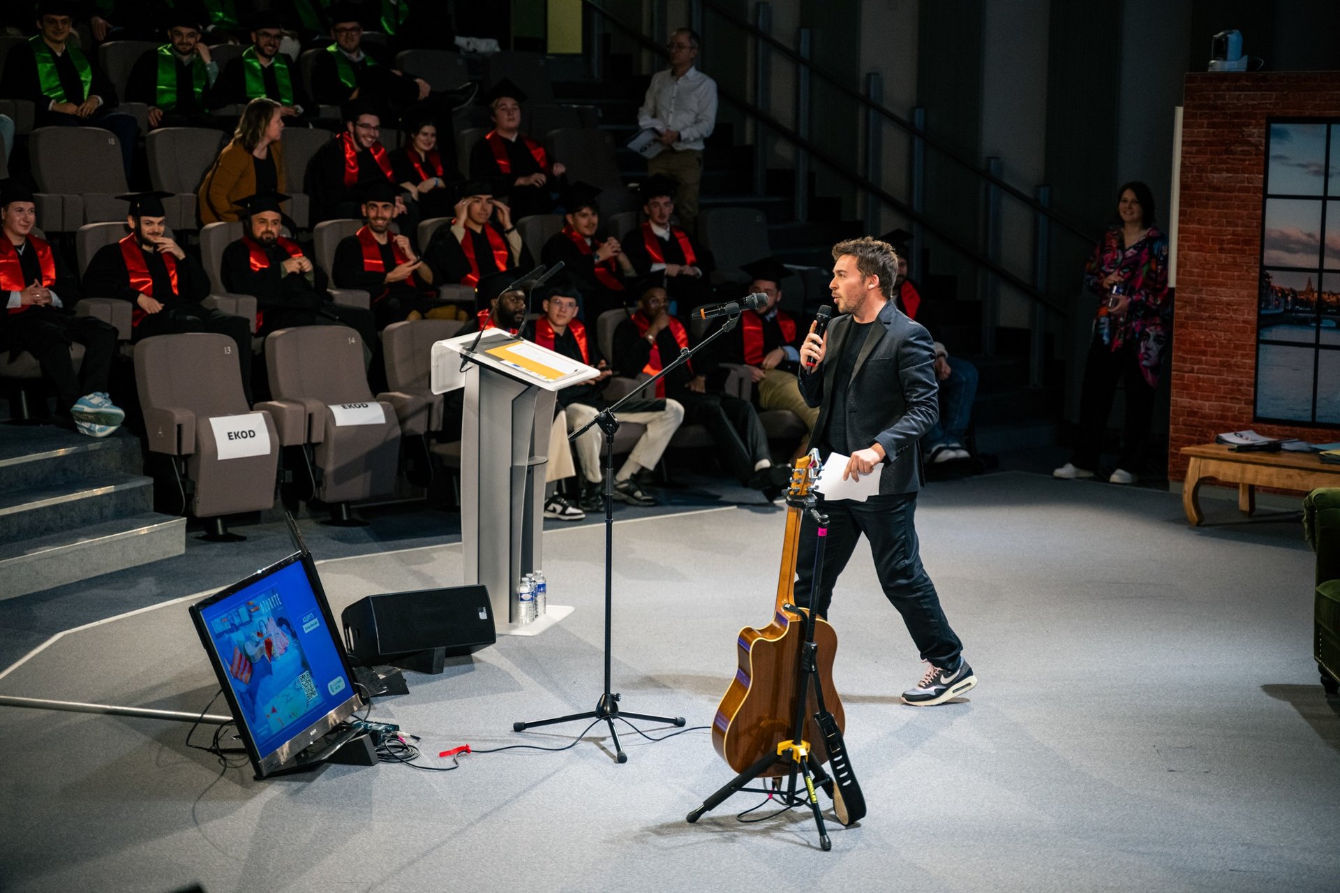 Maître de cérémonie | Énergie, aisance & impact scénique Aurélien Cailloce