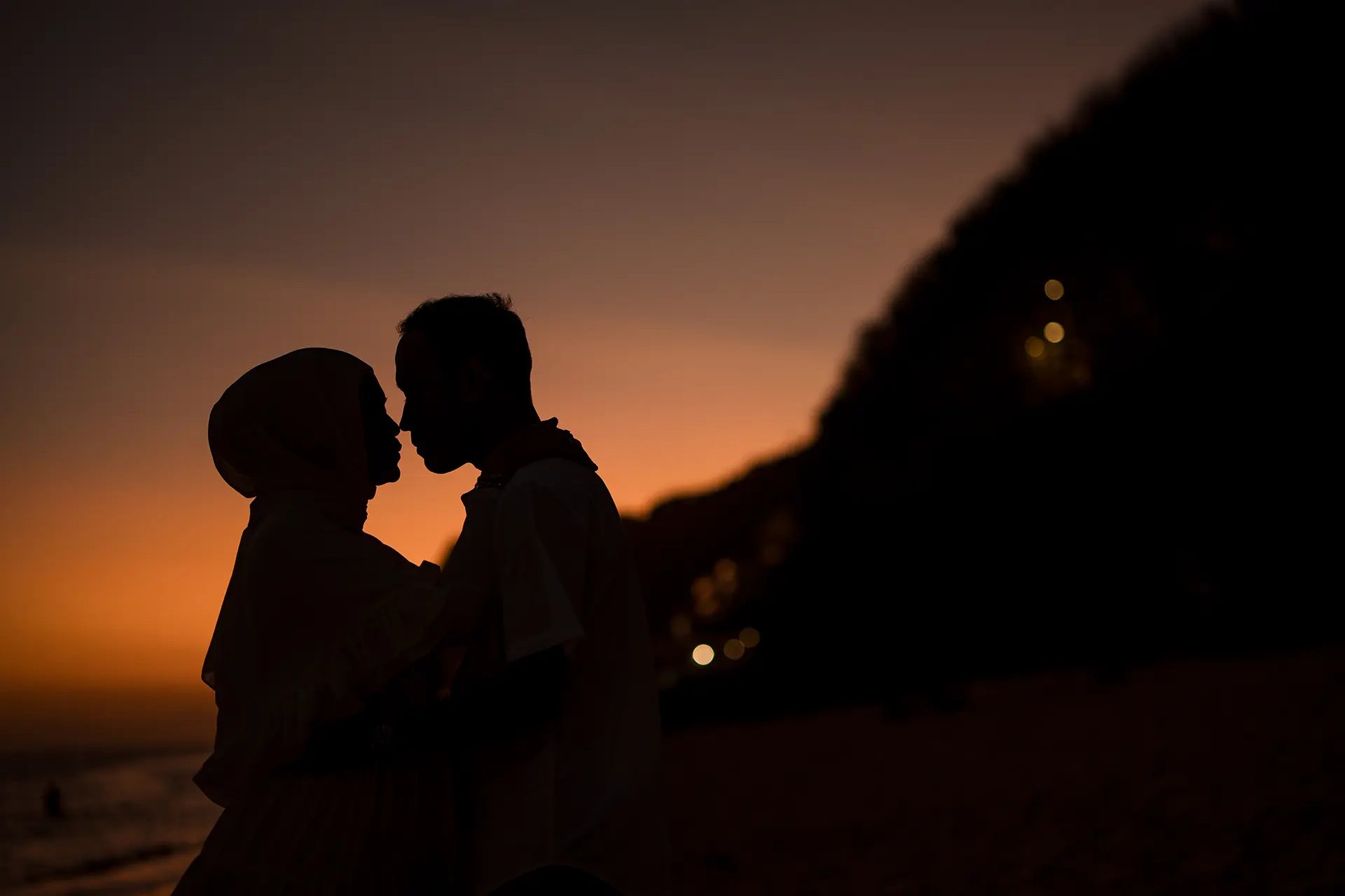 ilham-family-sunset-silhouette-melasti-beach-bali