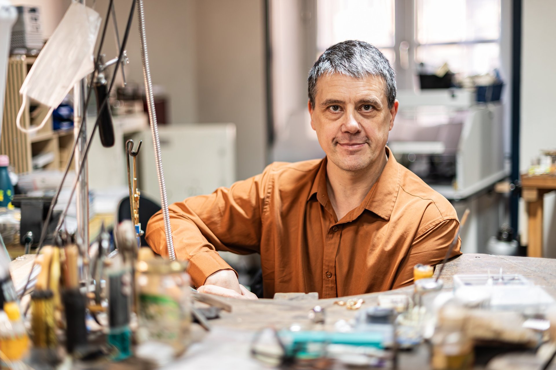 portrait d'un artisan joaillier à Toulouse, reportage métier, artisanat