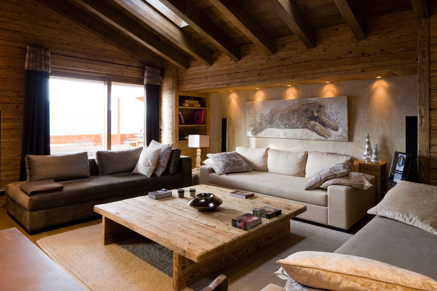 Ours brun pour VersionM peint par Mireille Desroches artiste