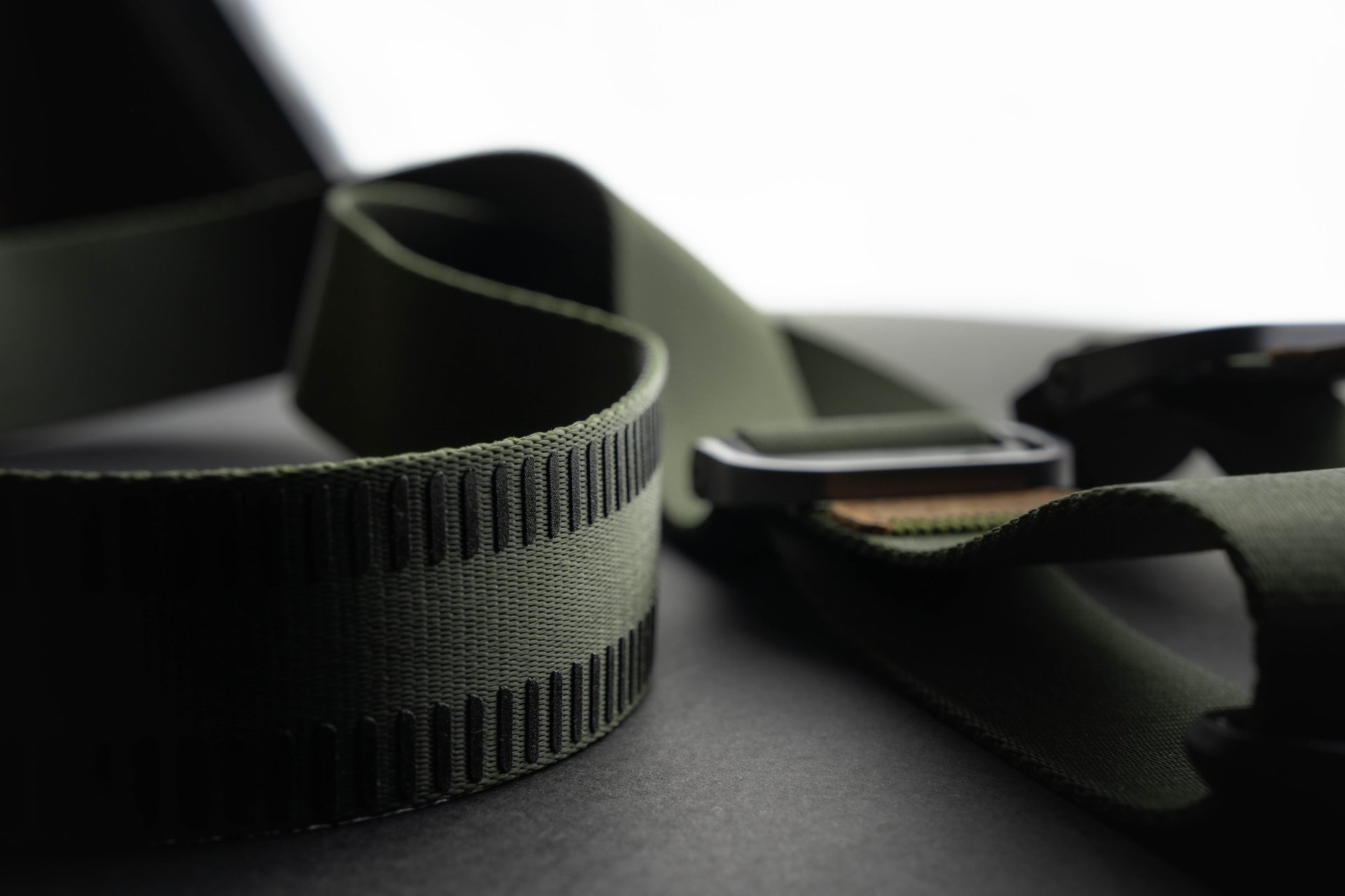 Adjustable camera strap