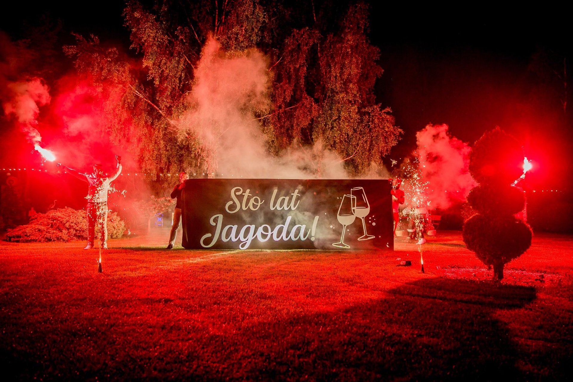 prezent na urodziny podświetlany napis sto lat baner