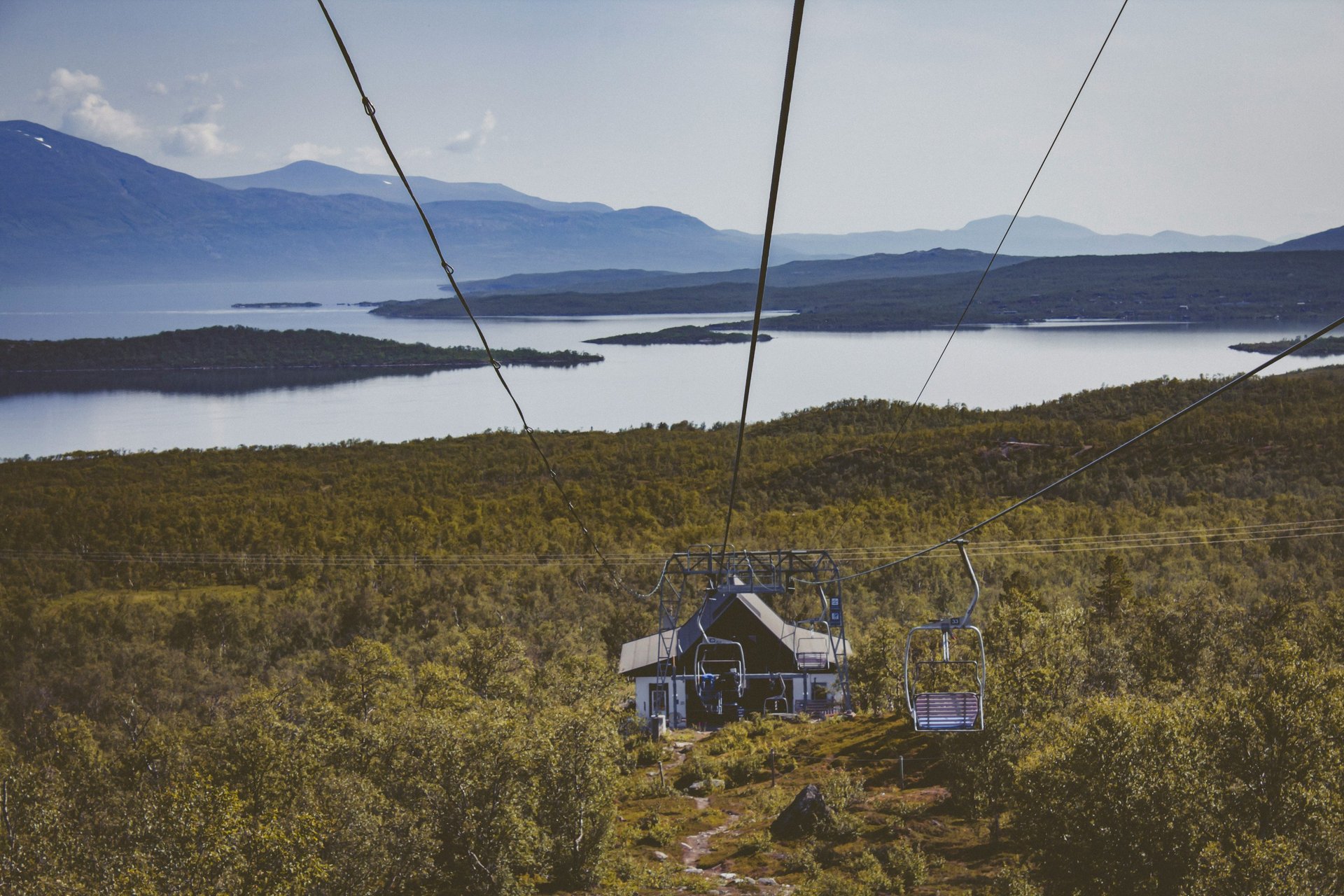 Kolej linowa na Abisko Sky Station, Laponia, Szwecja..