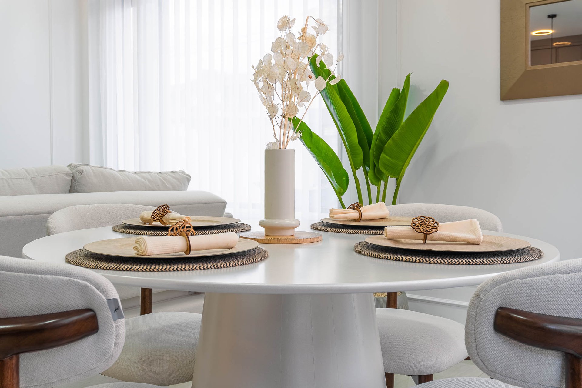 Fotografía profesional para inmobiliaria AirBnB en Quito, Ecuador Cumbayá Lujo