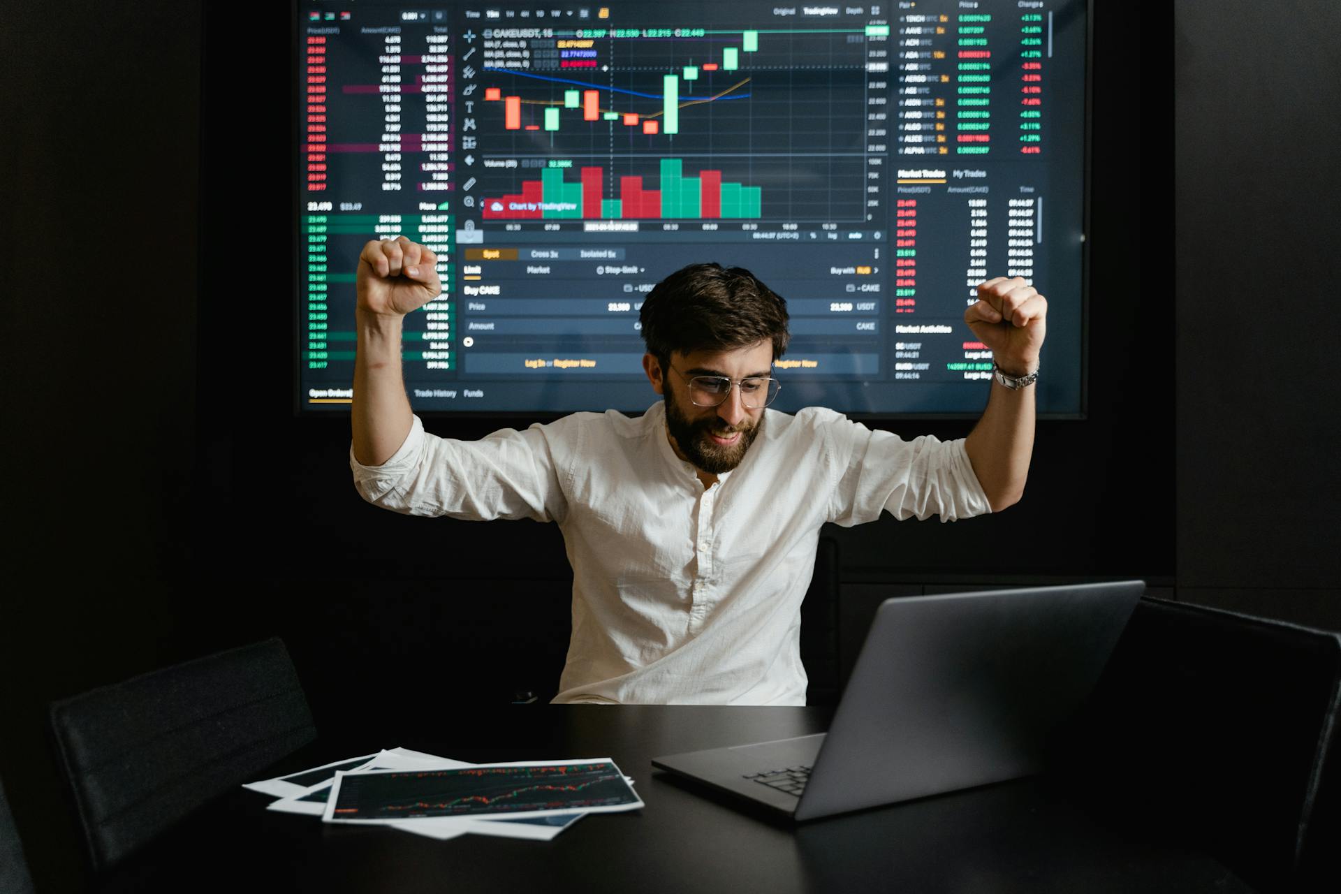 guy happy for his investment success because he is an experienced investor in gold ira