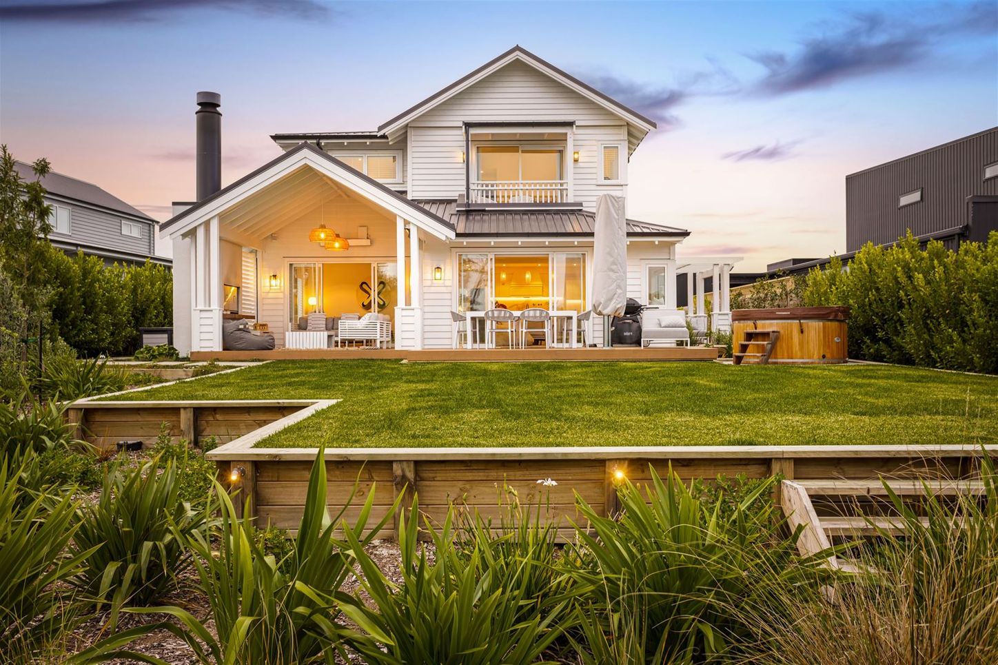 outdoor living Riverhead new build