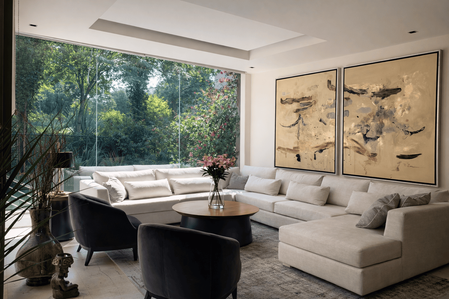 Cuadro abstracto tipo diptico en dorado con tierras en lujosa residencia de Interlomas