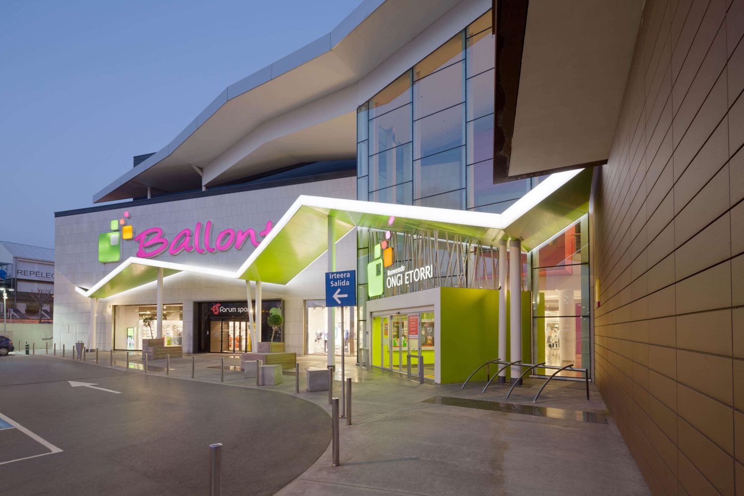 centro comercial Ballonti GURBAIN arquitectura