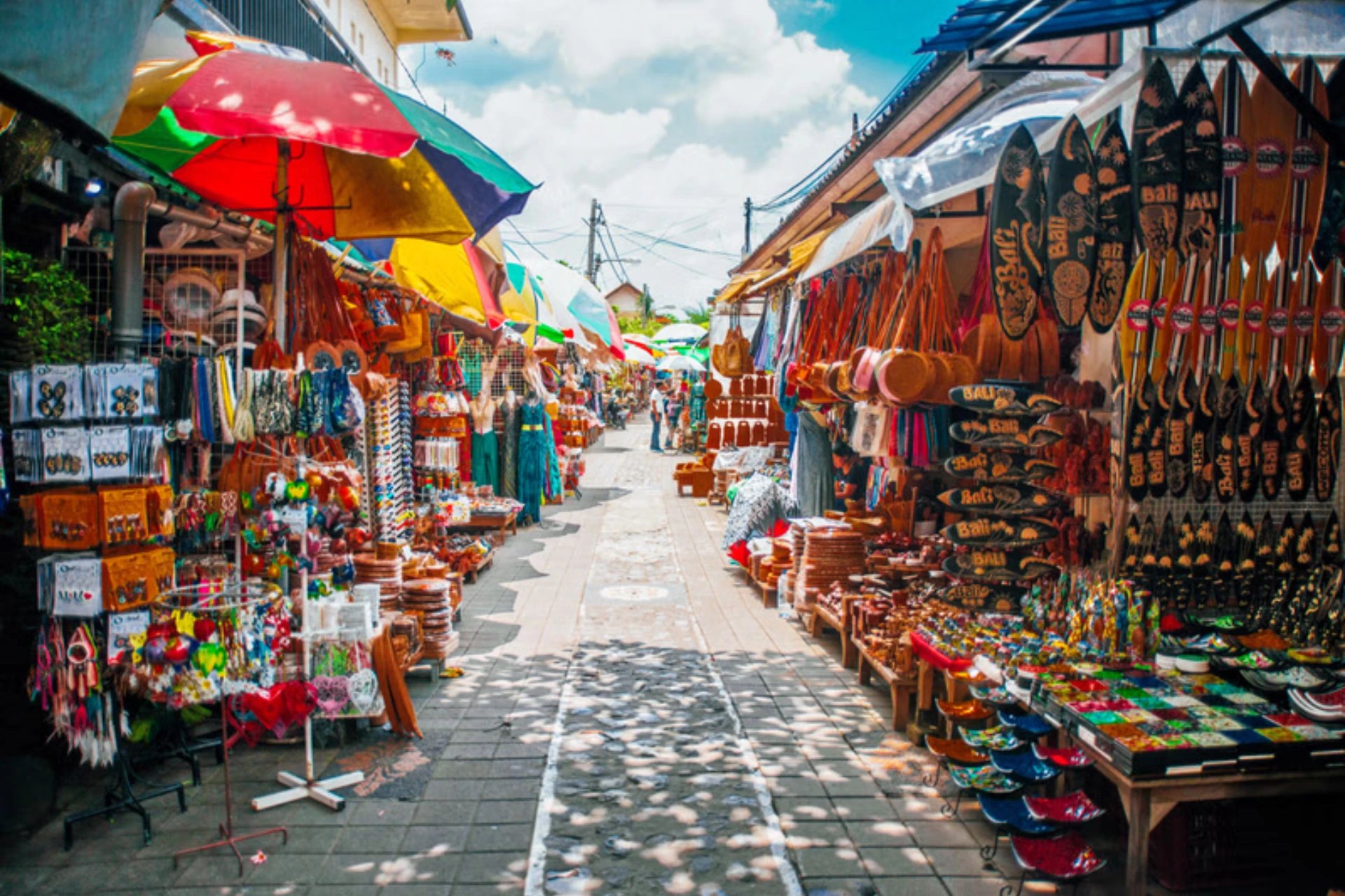 Curated Shopping & Artisan Finds
