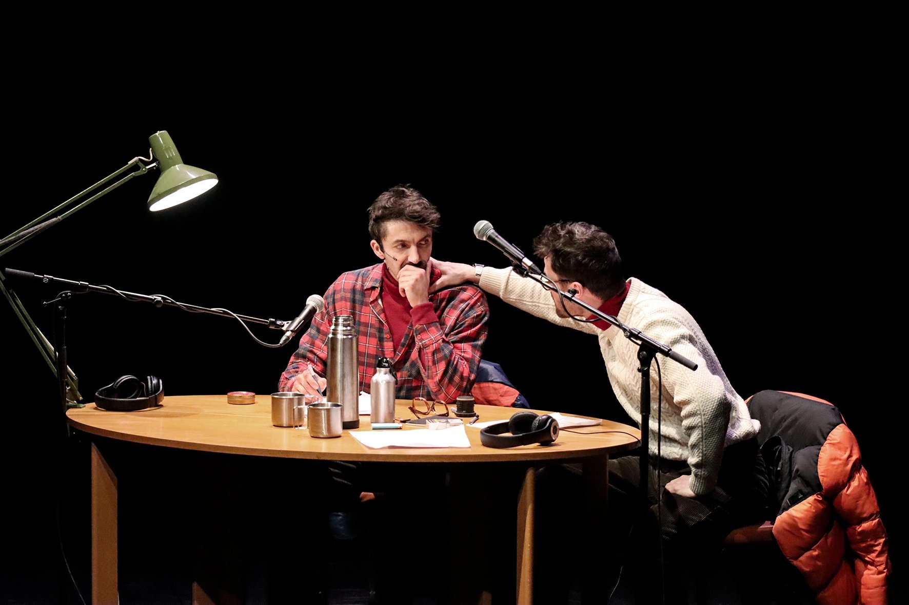 Spectacle - ONDES DE CHOC - Compagnie SITIO - DR 1- ARTEPHILE AVIGNON OFF 2026