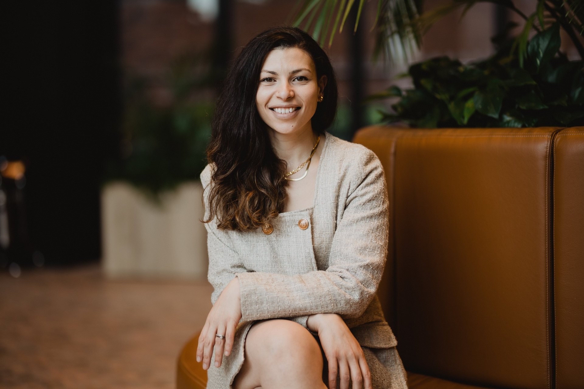 end imposter syndrome, speak with confidence, executive leadership coaching women