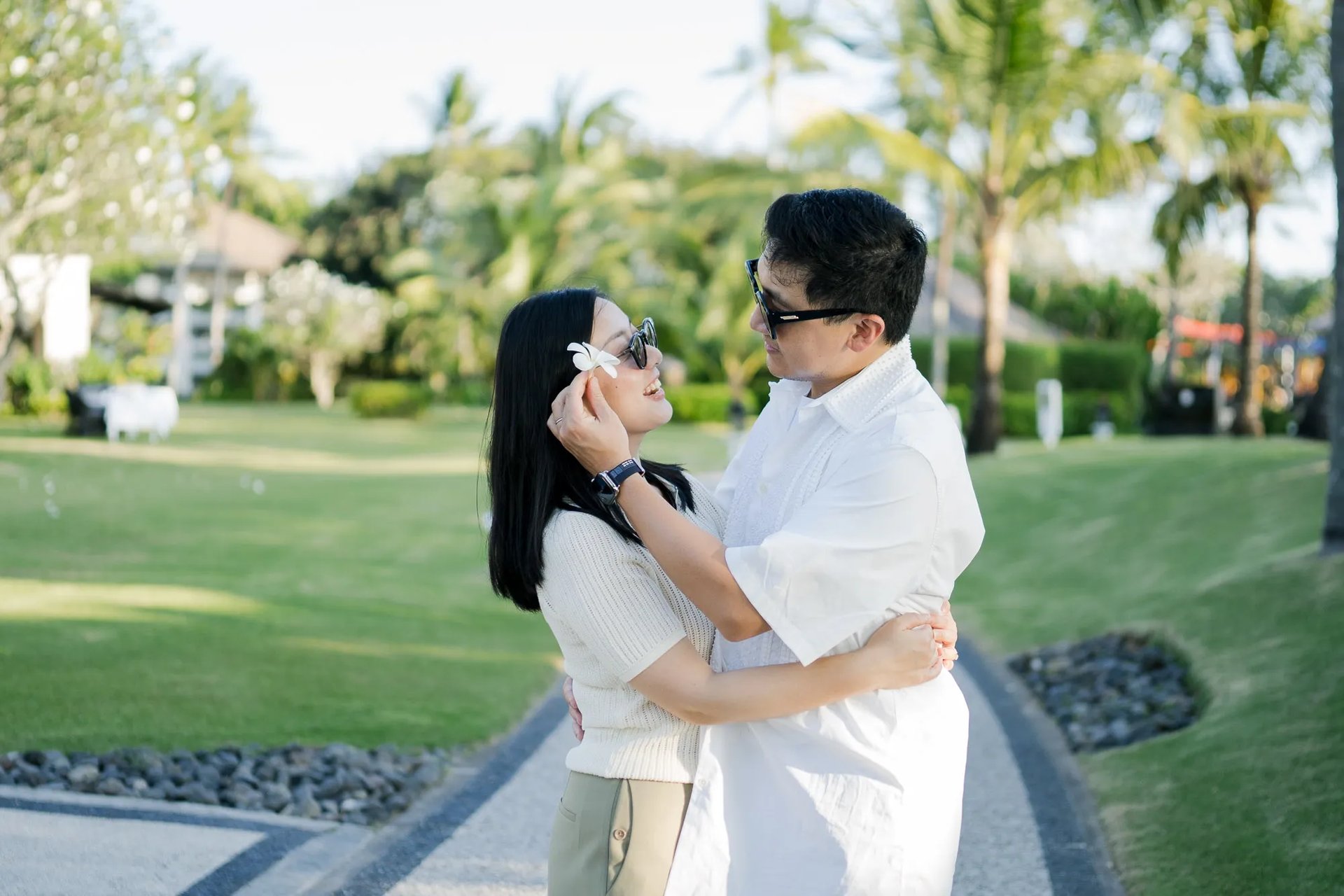 intercontinental-bali-family-photography-couple-portrait-resort