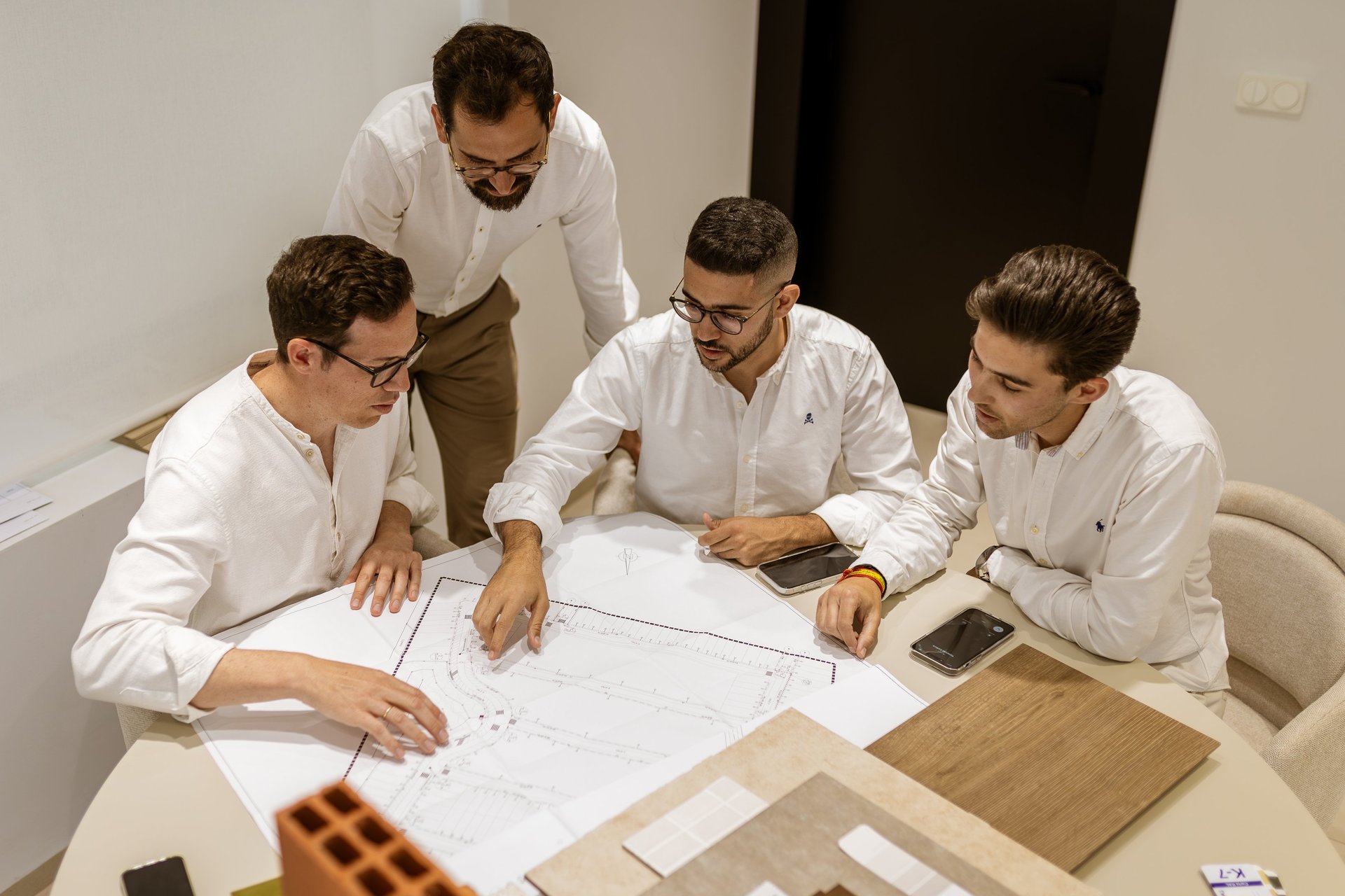 reunión promotora inmobiliaria