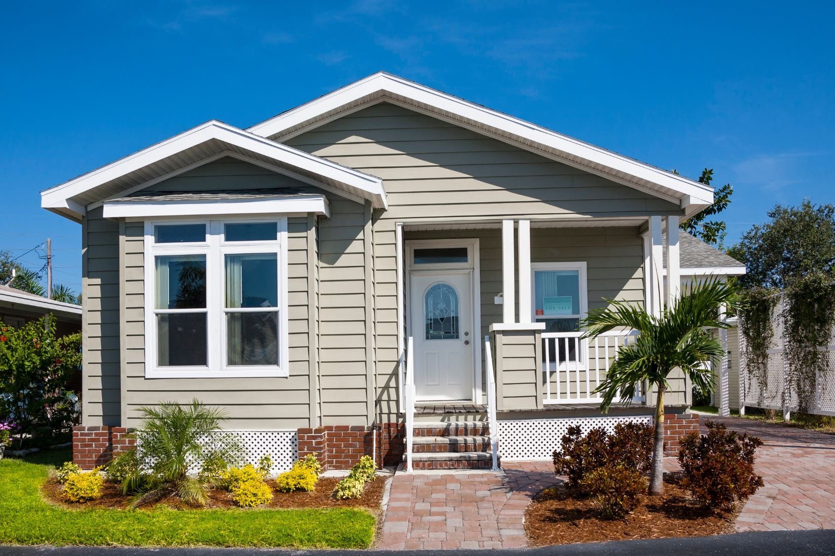 professional Auckland painter - house exterior