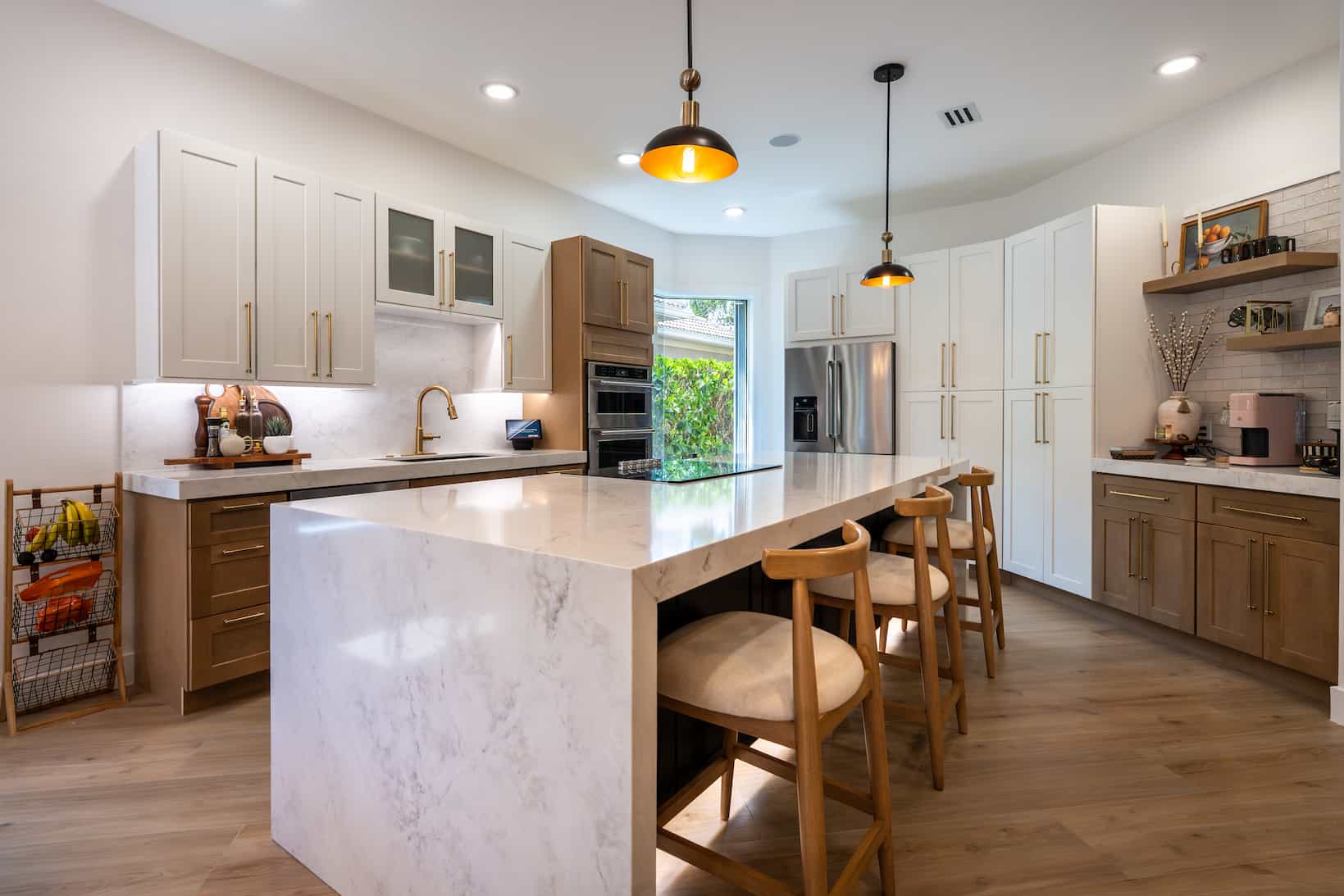 Full Kitchen Remodeling with Countertop, Island and Cabinets