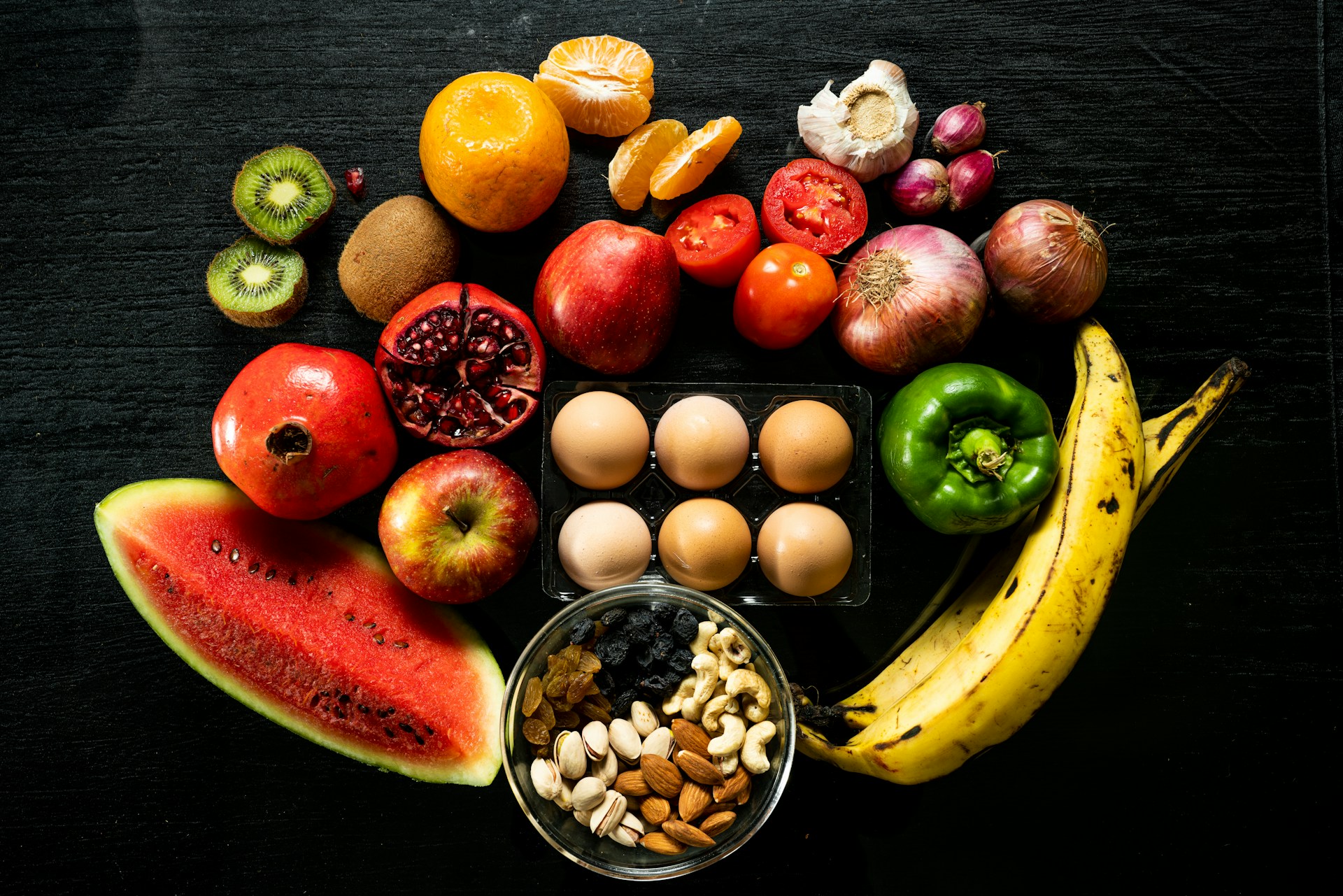 Nutrition Myths That Need to Die in 2025: Separating Fact from Fiction for a Healthier You