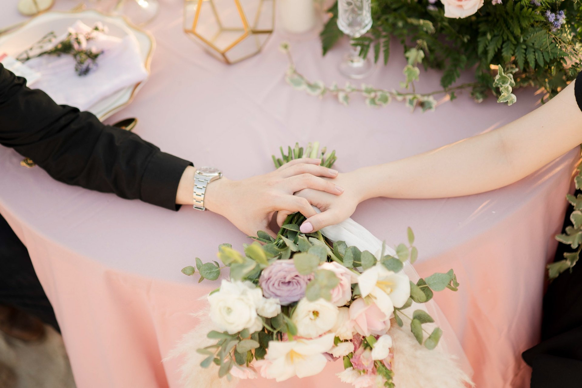 Luxury prewedding table styling detail at Melasti Beach Bali