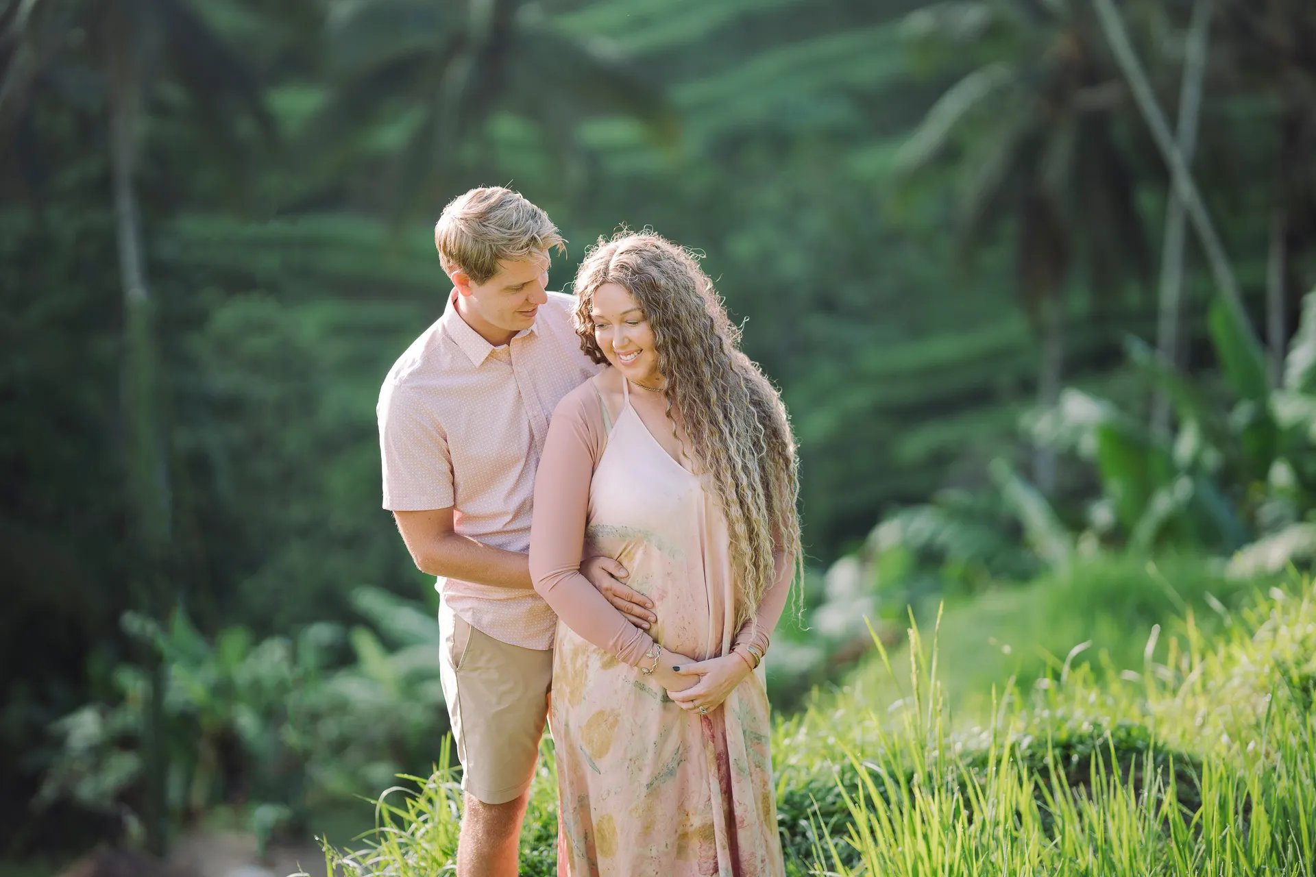 Natural couple portrait during a family photography session in Tegalalang Bali